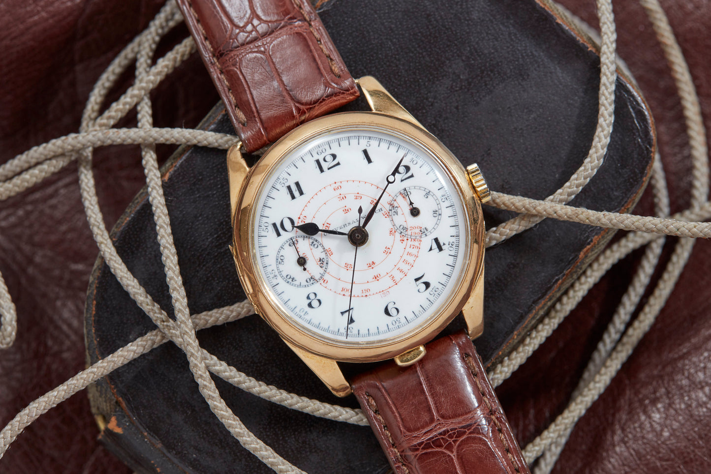 Universal Watch Monopusher Chronograph