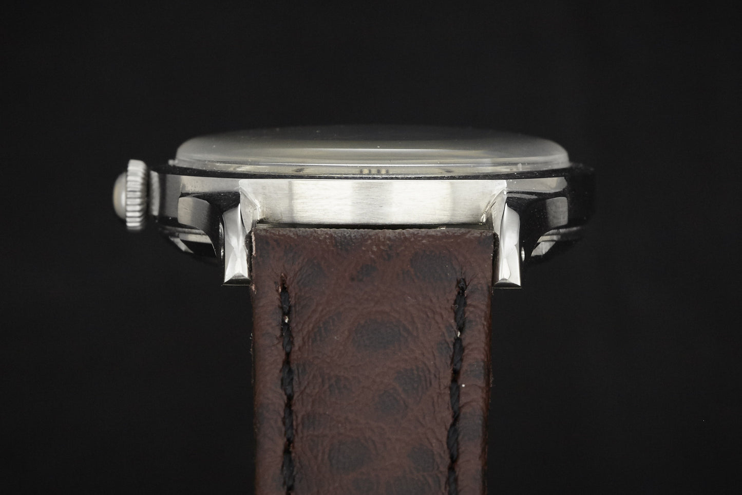 Universal Genève Bumper Wind