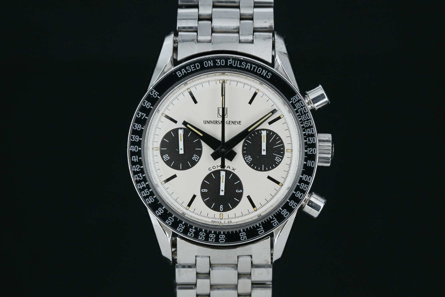 Universal Genève Compax "Nina Rindt" 885105/02