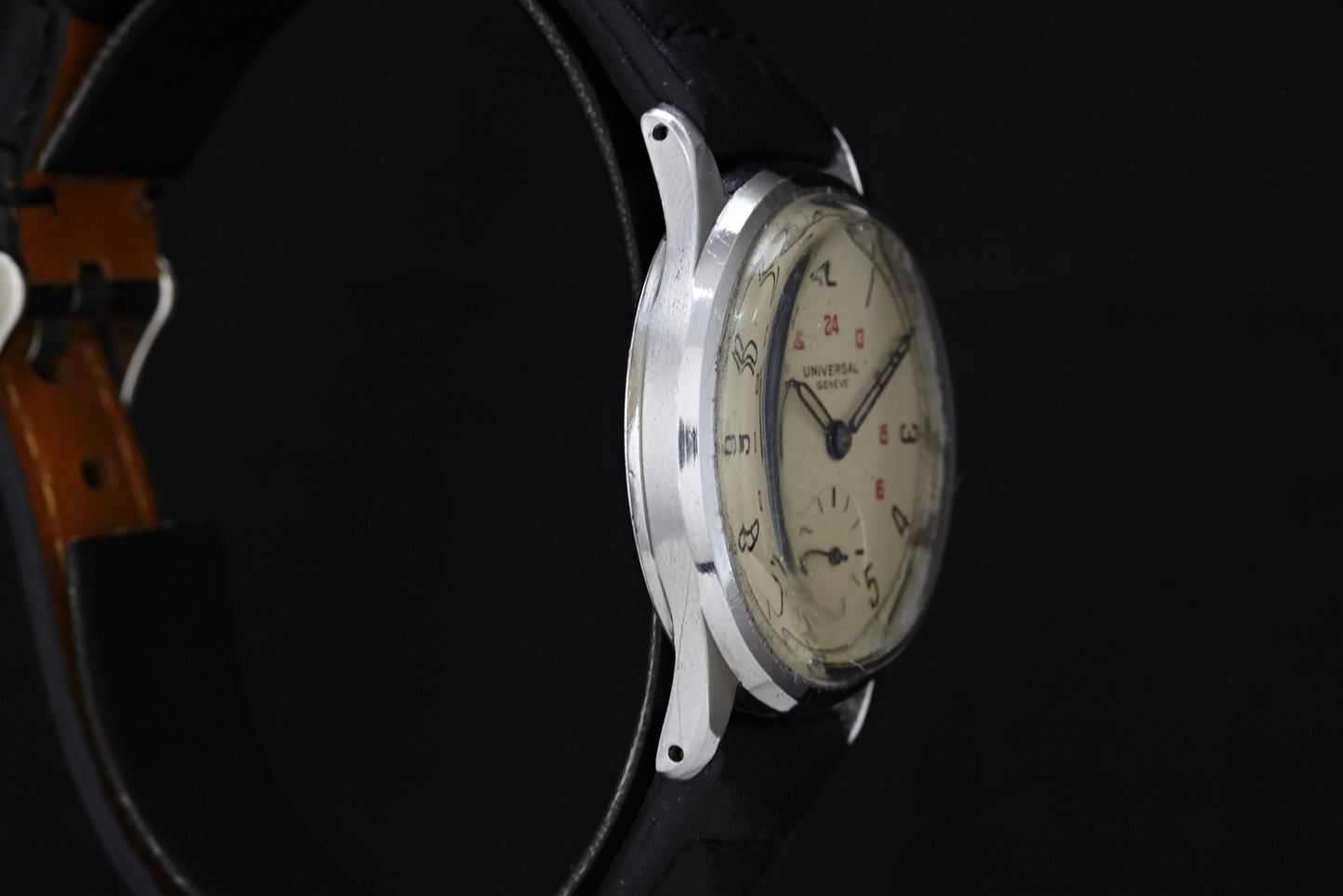 Universal Geneve Manual Wind Sub Seconds Arabic Dial