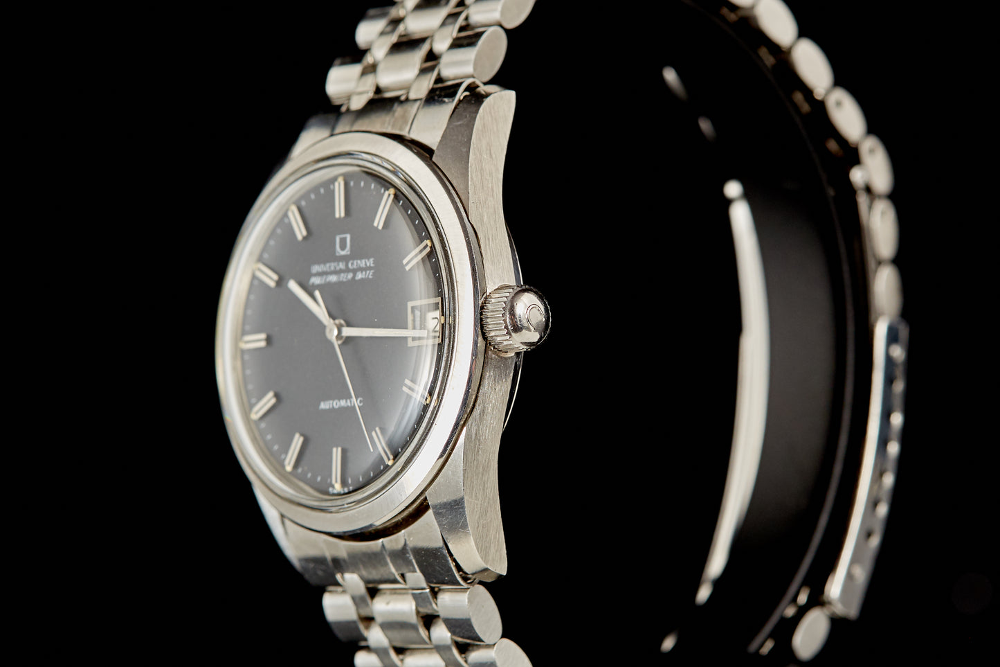 Universal Genève Polerouter Date