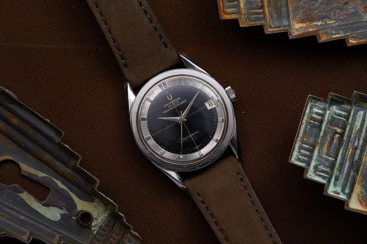 Universal Genève Polerouter Date