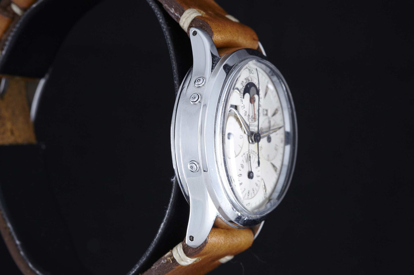 Universal Genève Tri-Compax Moonphase