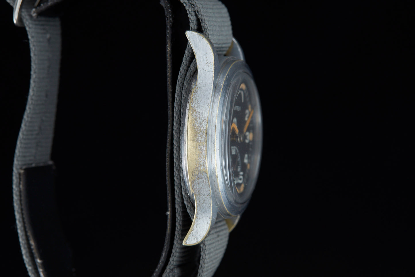 Vertex W.W.W. Military Watch