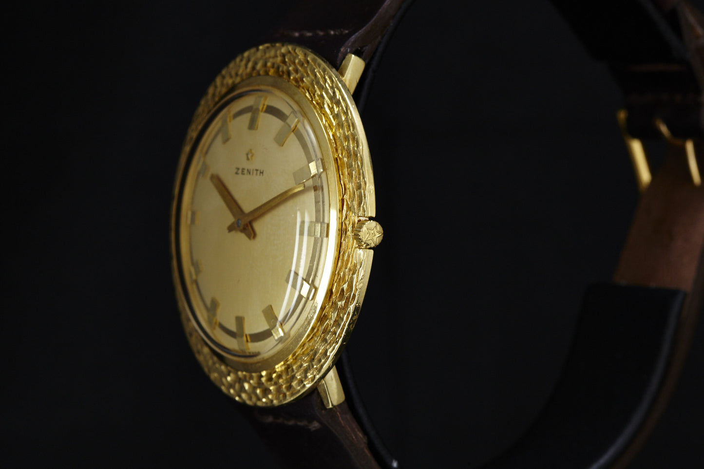 Zenith Gold Ultra Thin Dress Watch Fancy Bezel