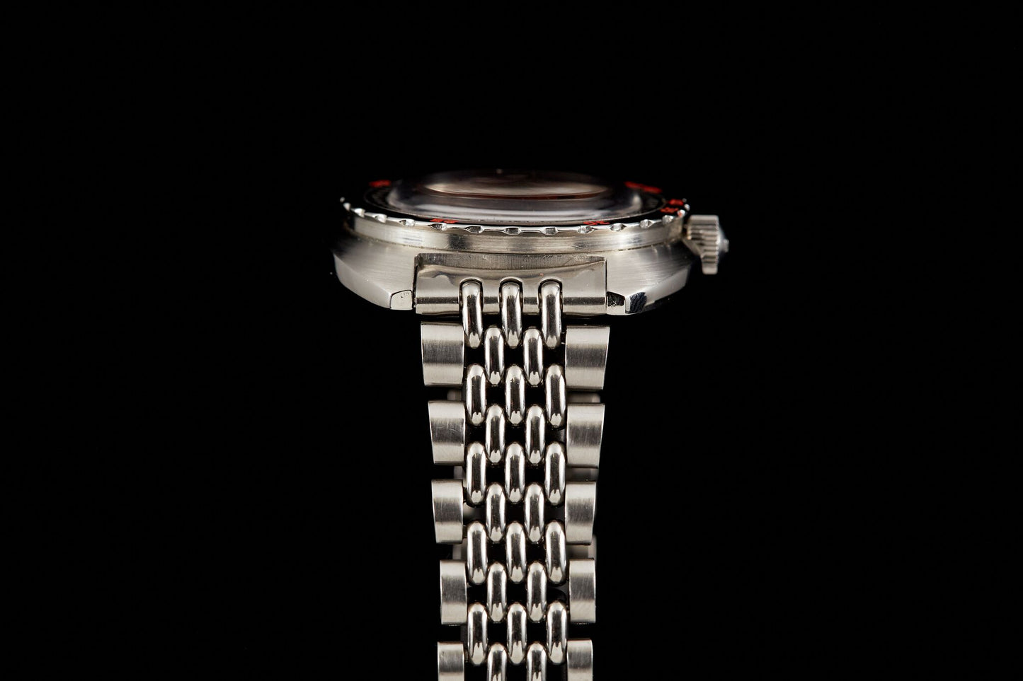 DOXA SUB 300 'NO-T' THIN-CASE