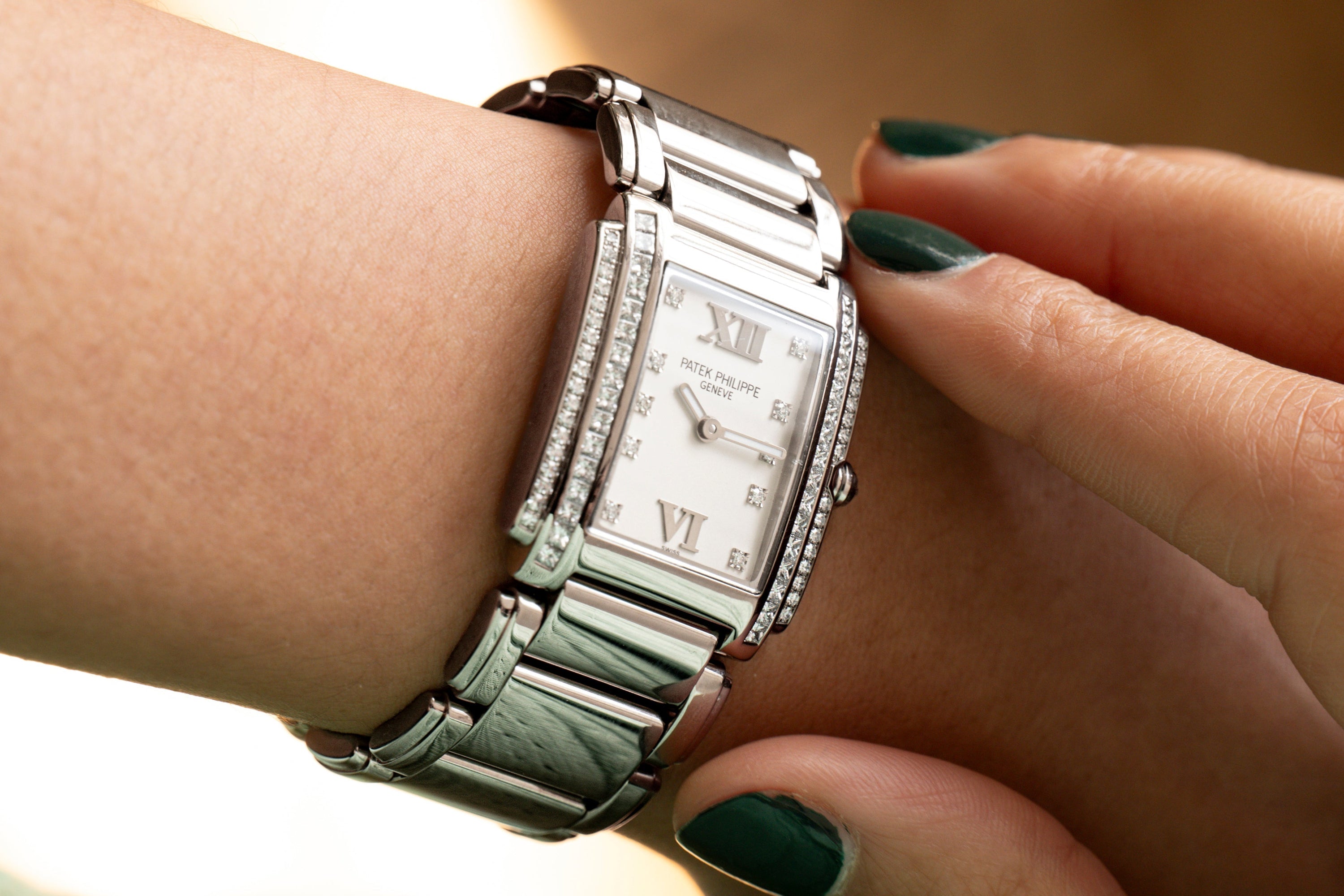 Lady Analog: The Patek Philippe Twenty~4