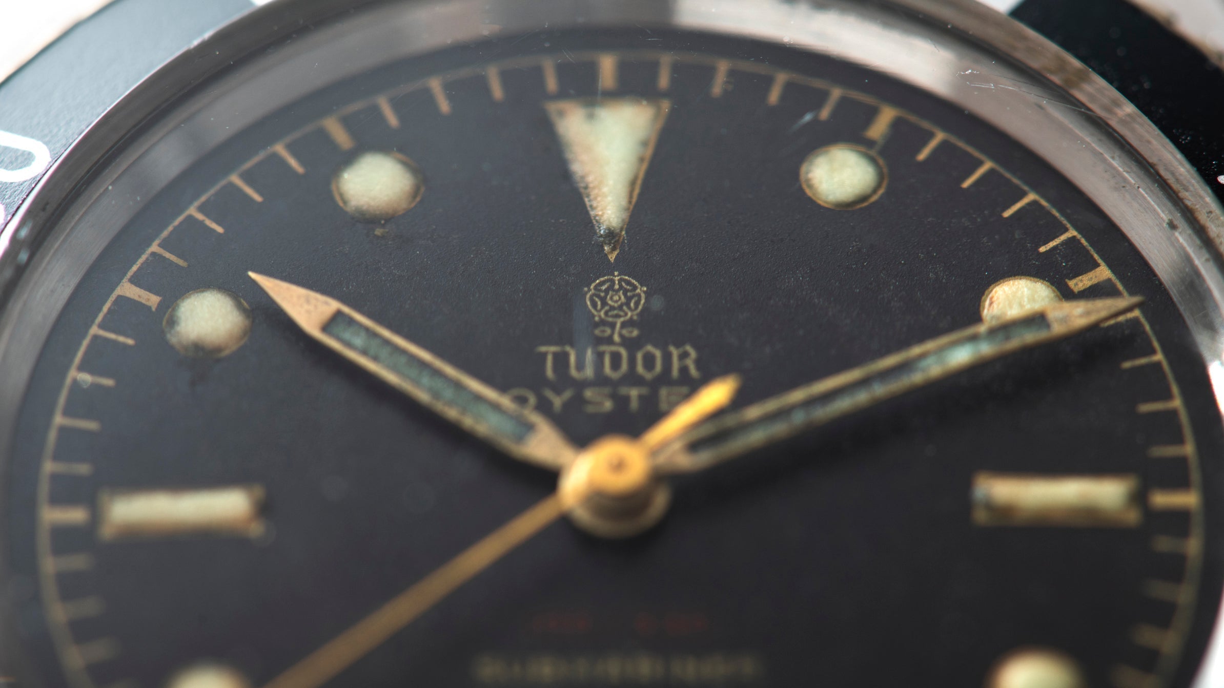 The Tudor Submariner Ref. 7923 Hand-Wound “Red Depth Rating”