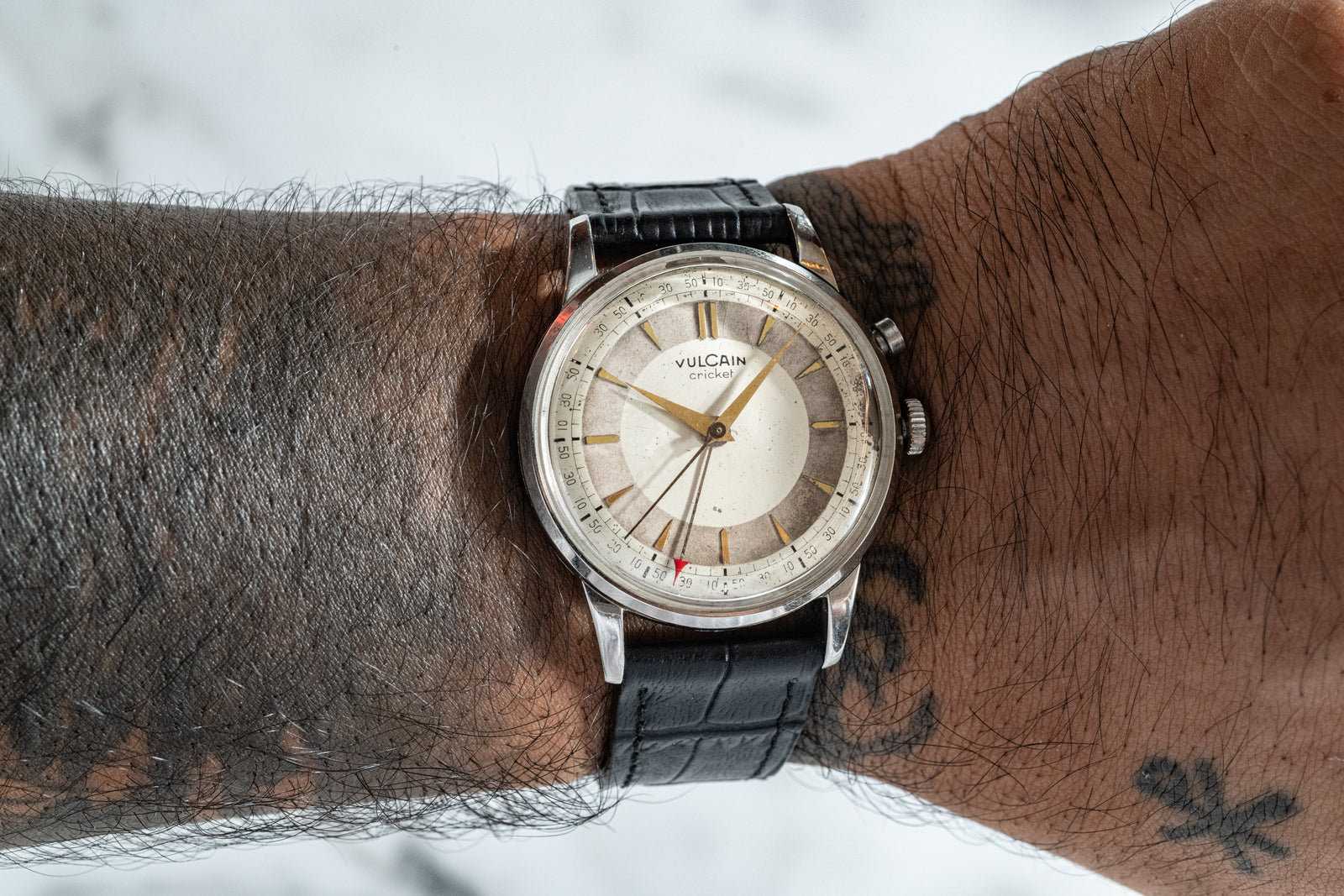 Black Widow Alligator-Pattern Strap