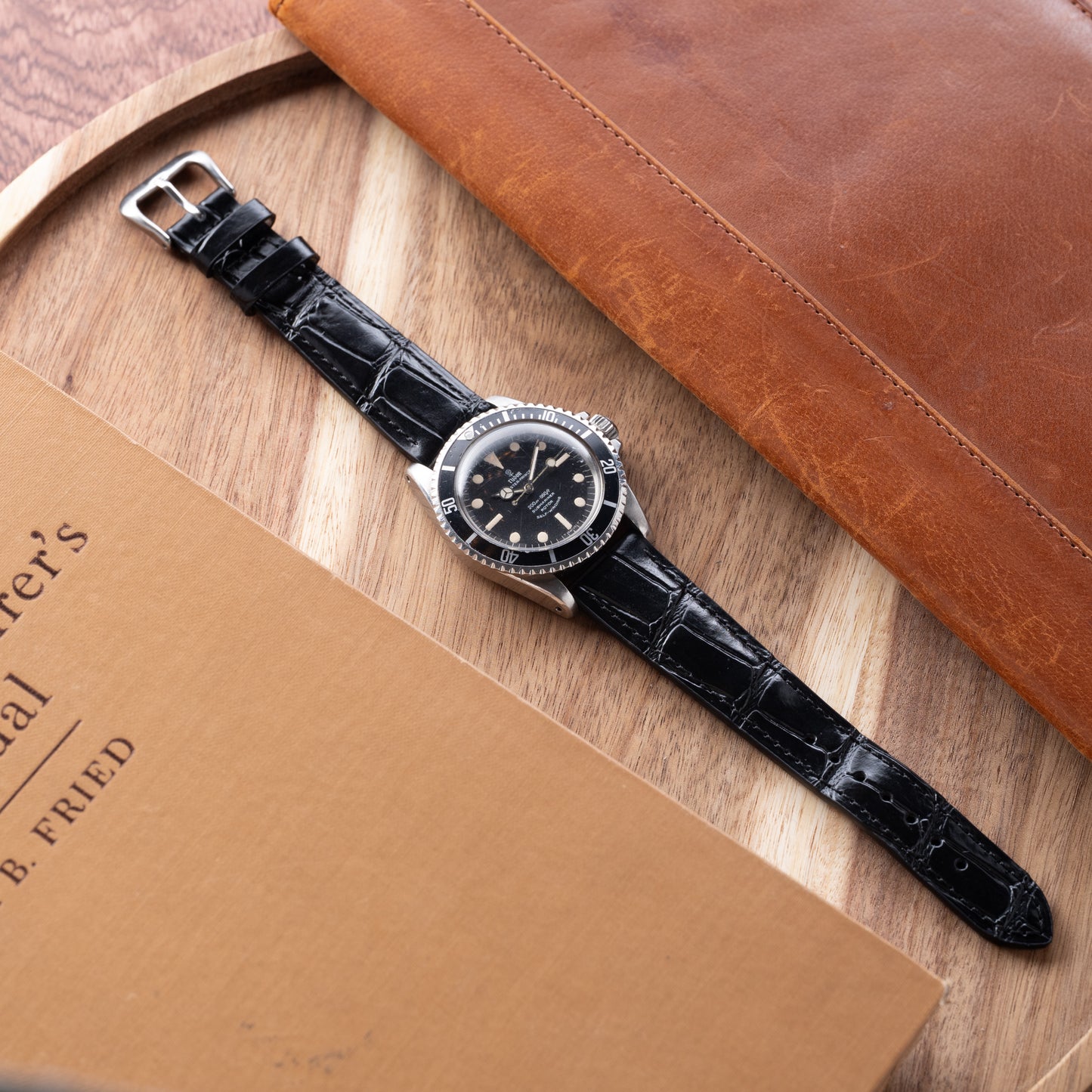 Wraith Black Executive Strap