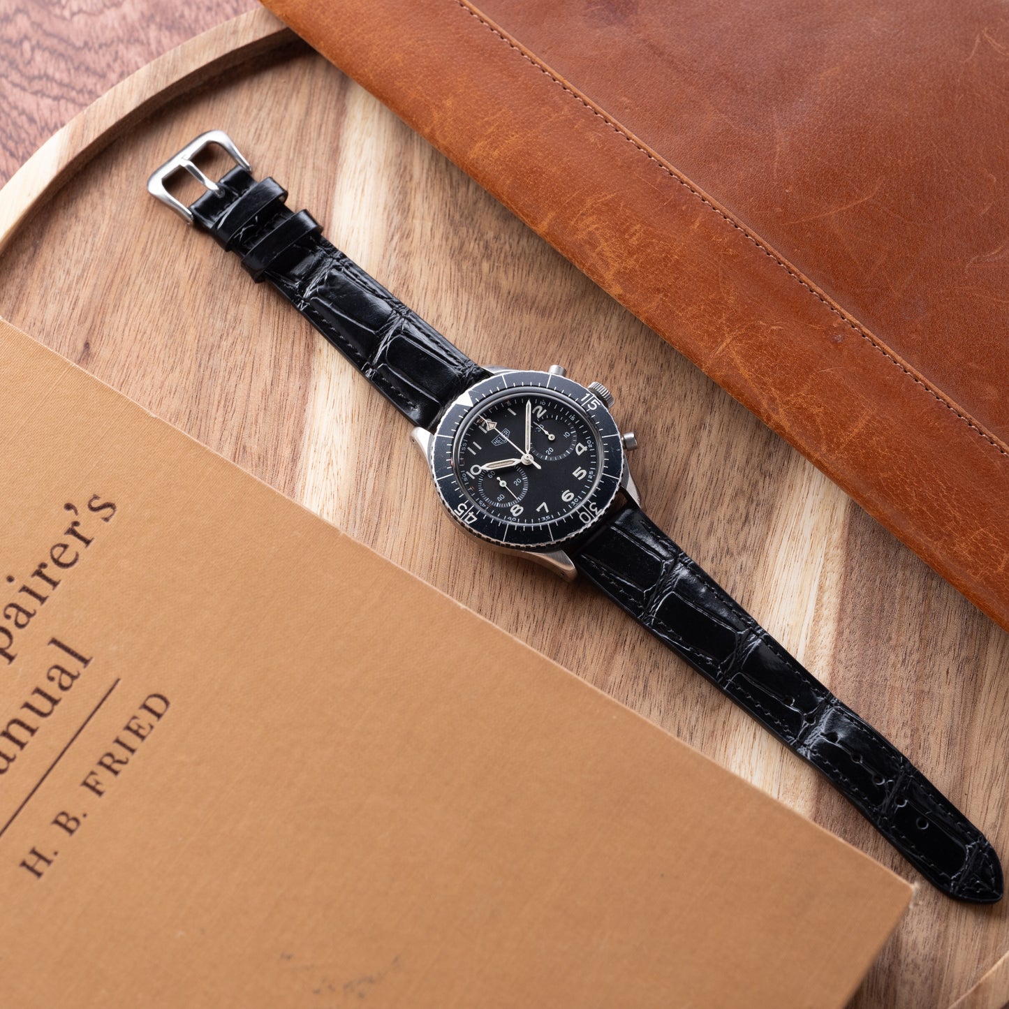 Wraith Black Executive Strap