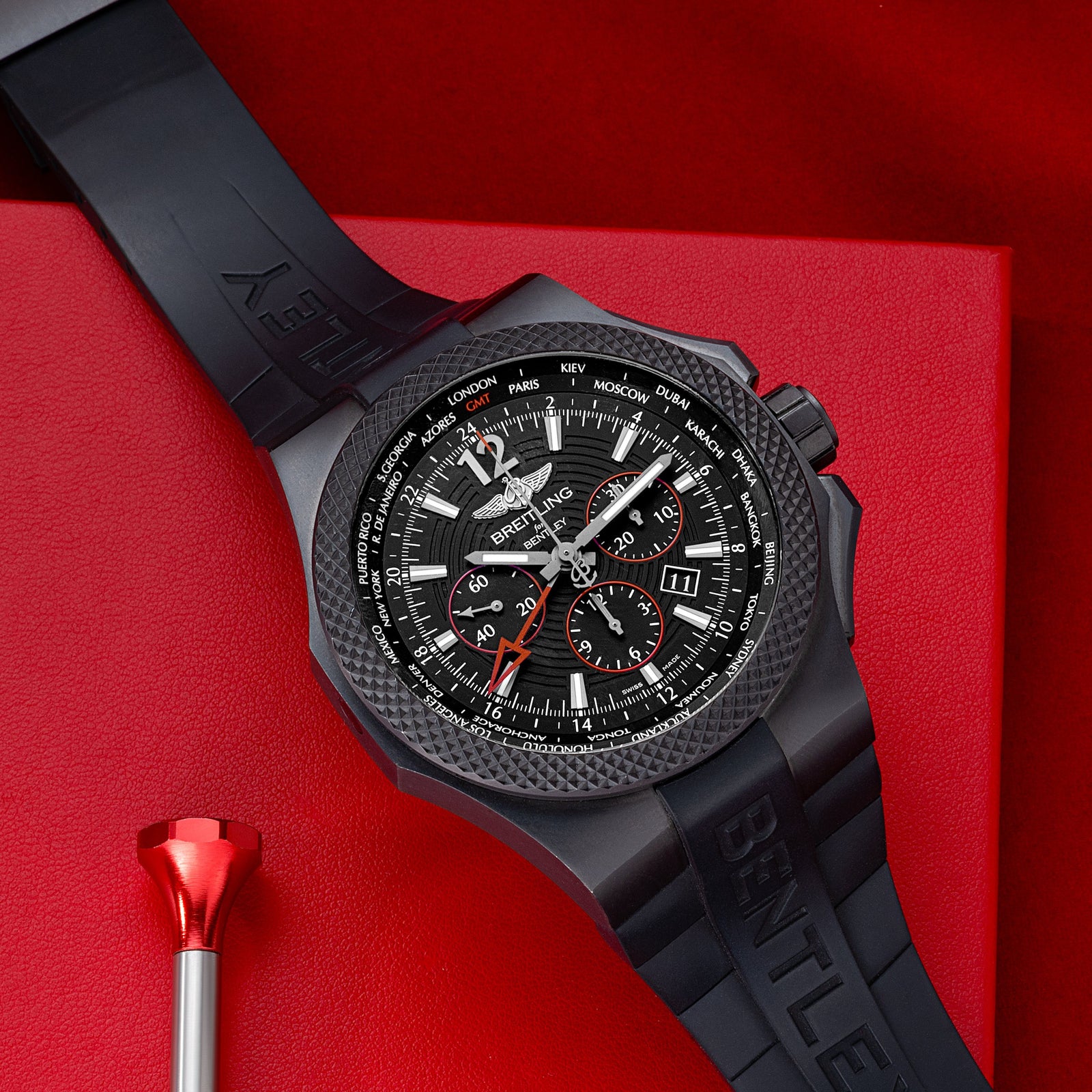 Breitling For Bentley Motors GMT Chronograph Light Body B04 Midnight Carbon Special Edition