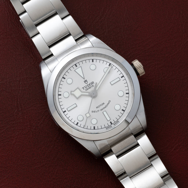 AS08748_40991457_TUDOR_BLACKBA