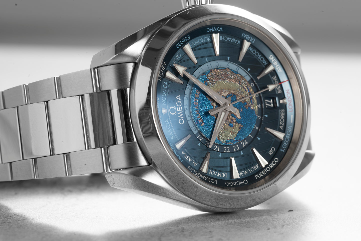 Omega Seamaster Aqua Terra GMT World Timer