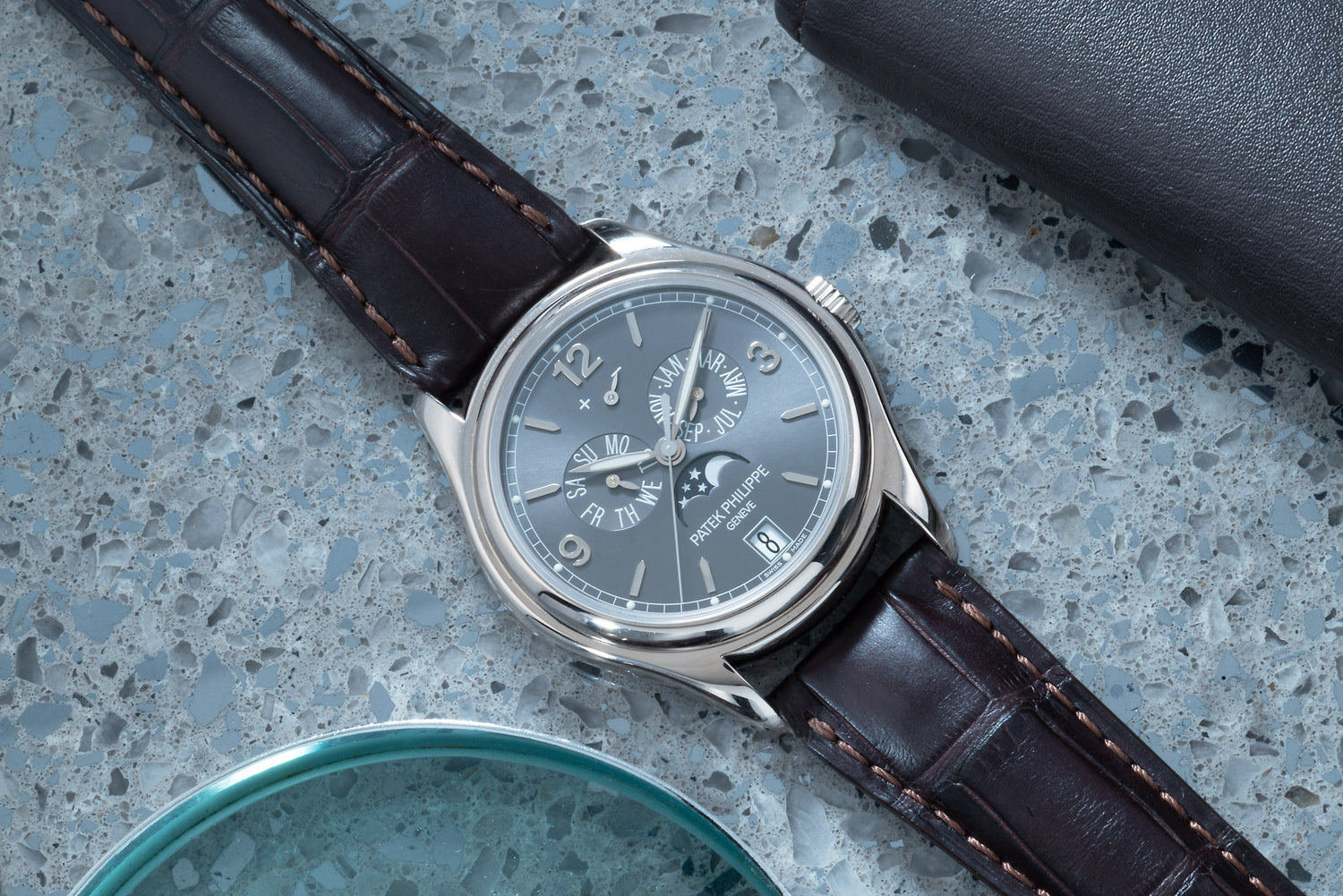 PATEK ANNUAL CALENDAR MOONPHASE STEEL WHITE DIAL