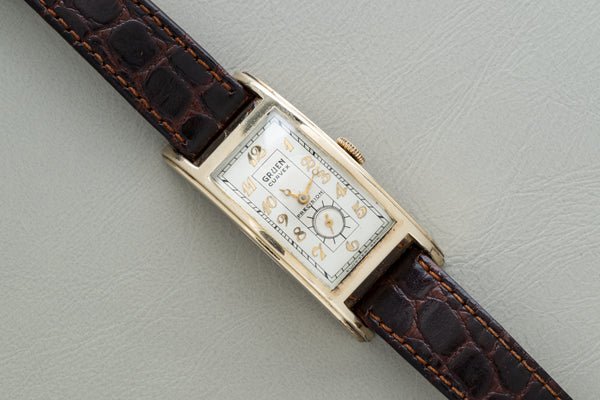 Gruen Curvex – Analog:Shift