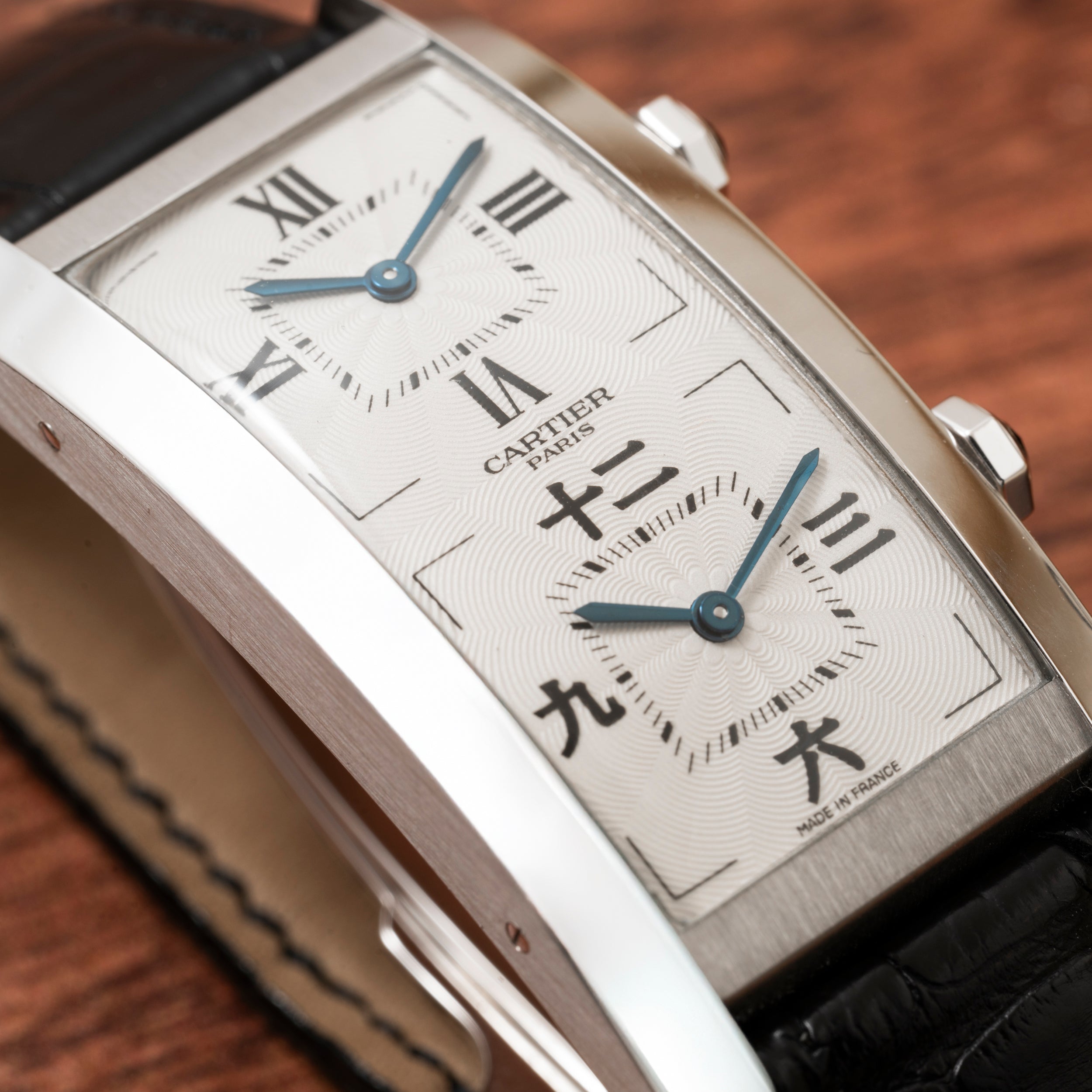 Cartier Tank Cintr e CPCP Dual Time Analog Shift cartier-tank-cintr-e-cpcp-dual-time-analog-shift
