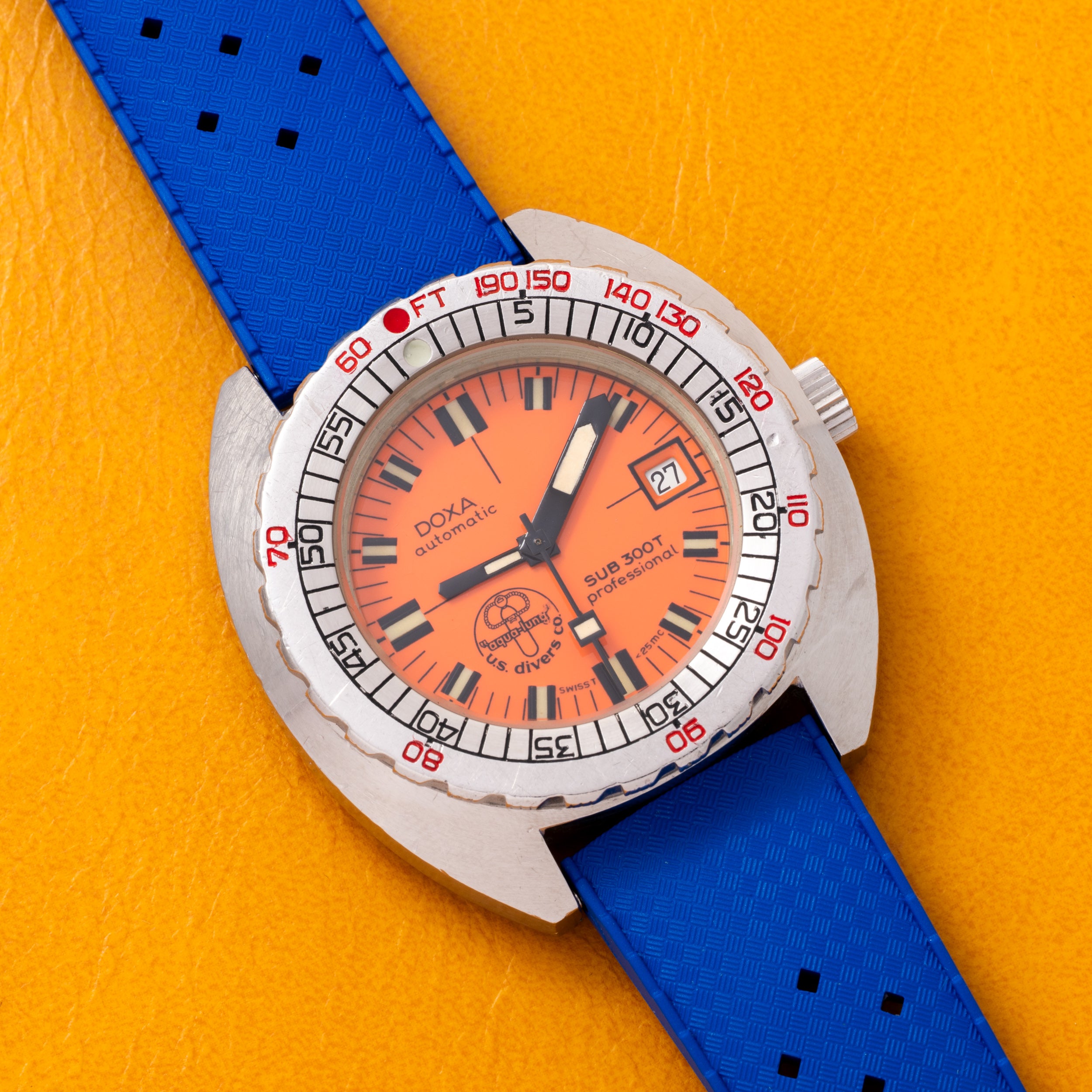 DOXA Sub 300T Professional 'Aqua-Lung' – Analog:Shift