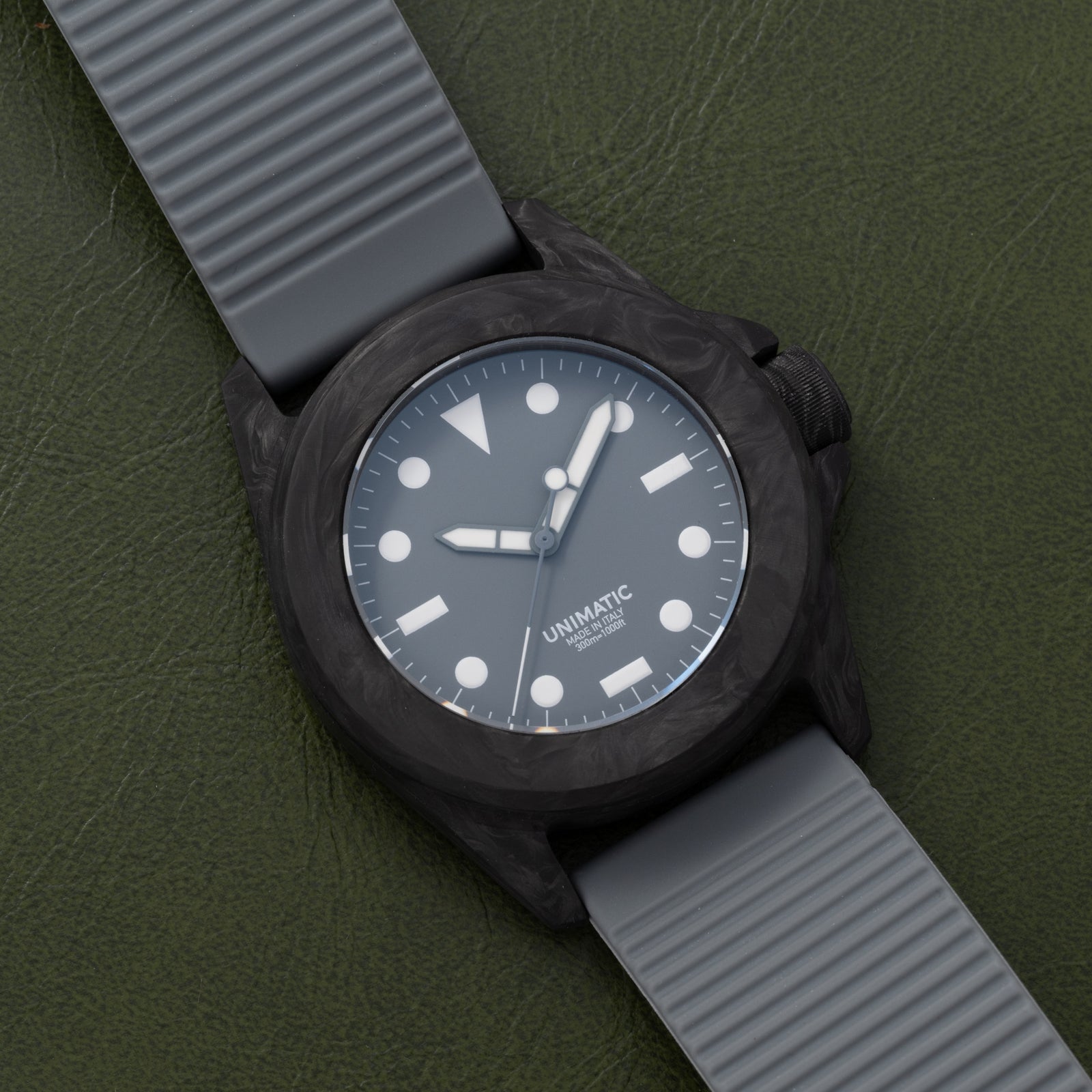 Unimatic Modello Quattro Carbon Limited Edition for HODINKEE