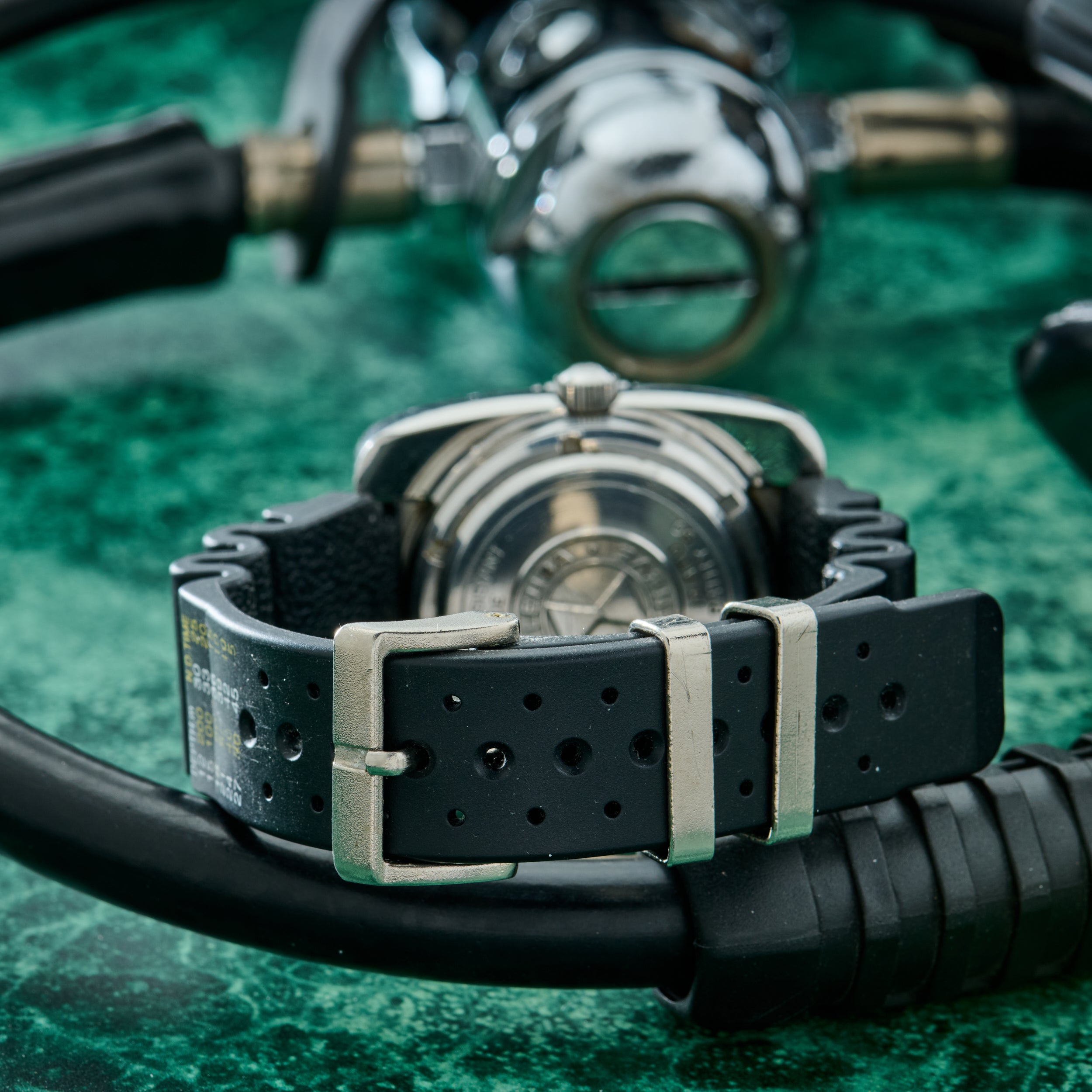 Favre-Leuba Bathy 50 – Analog:Shift