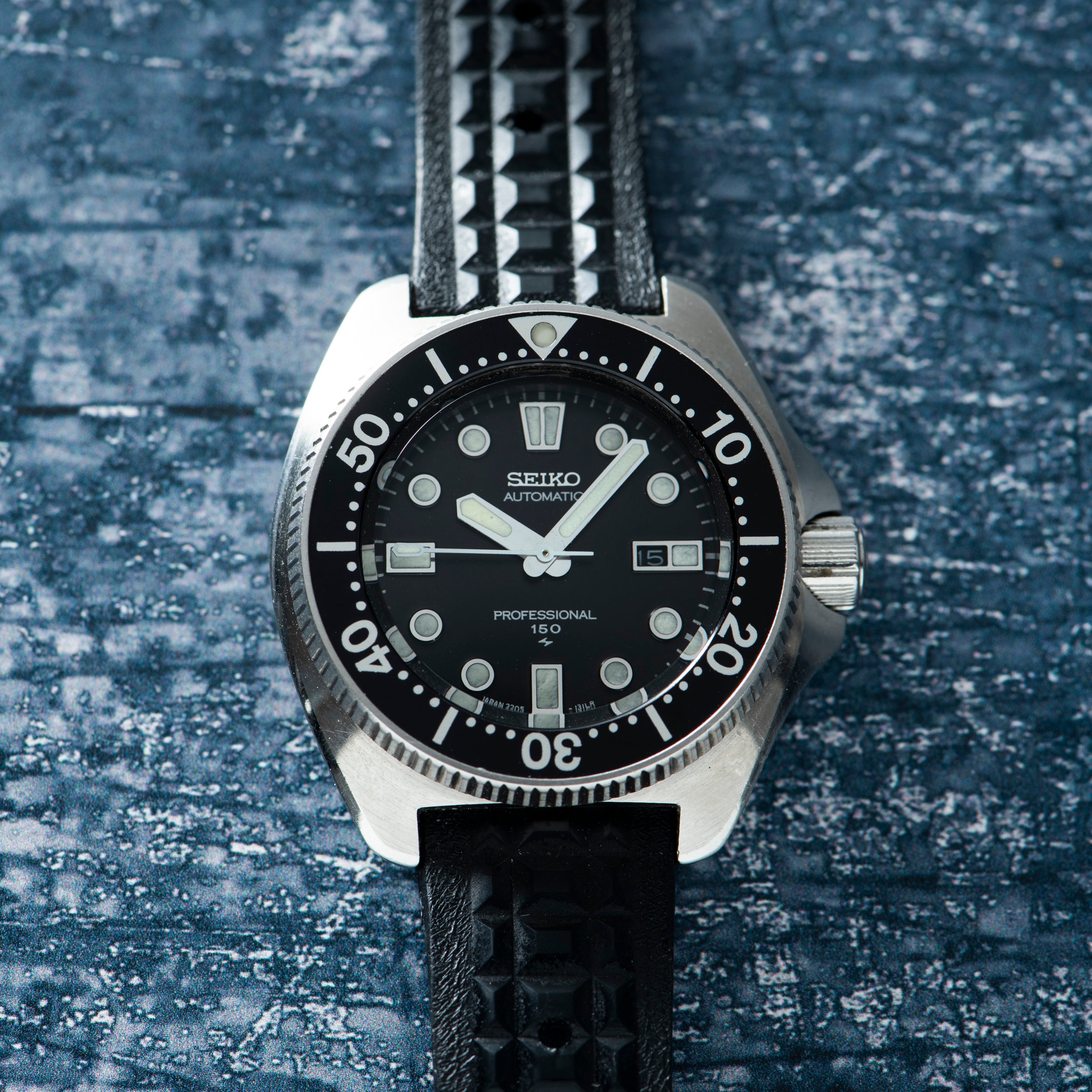 Seiko Diver 'Baby Lady Willard' – Analog:Shift