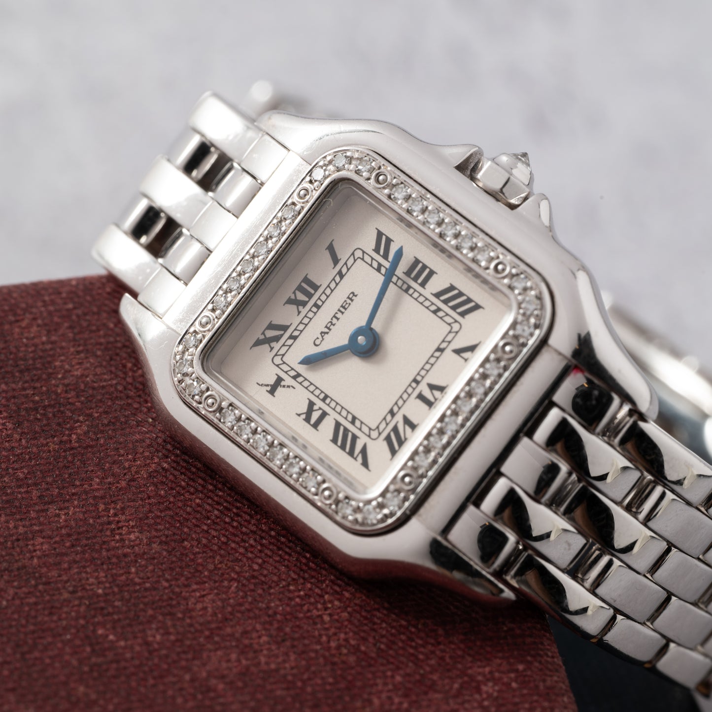 Cartier  Panthère Diamond