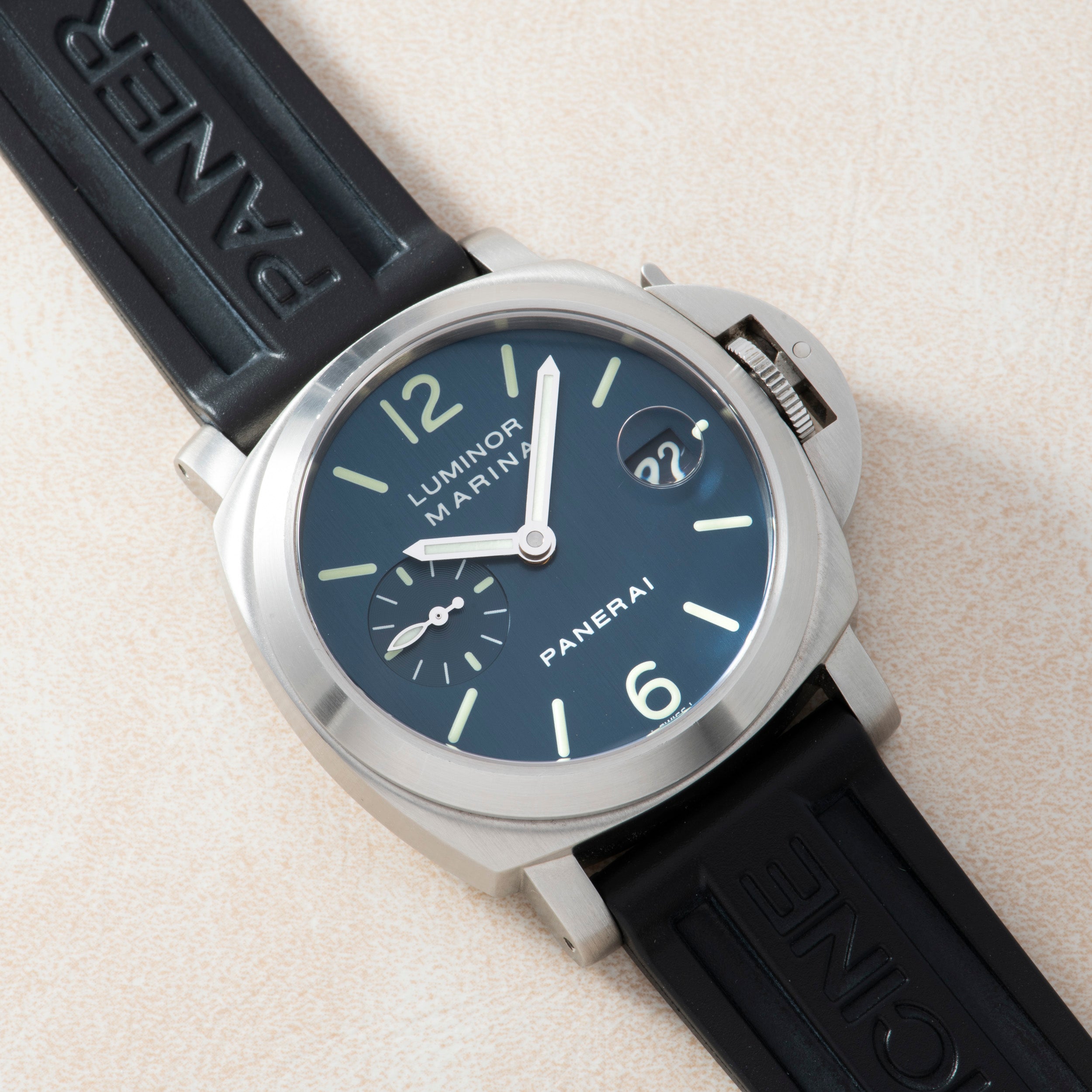 Panerai Luminor Marina – Analog:Shift - Main Image