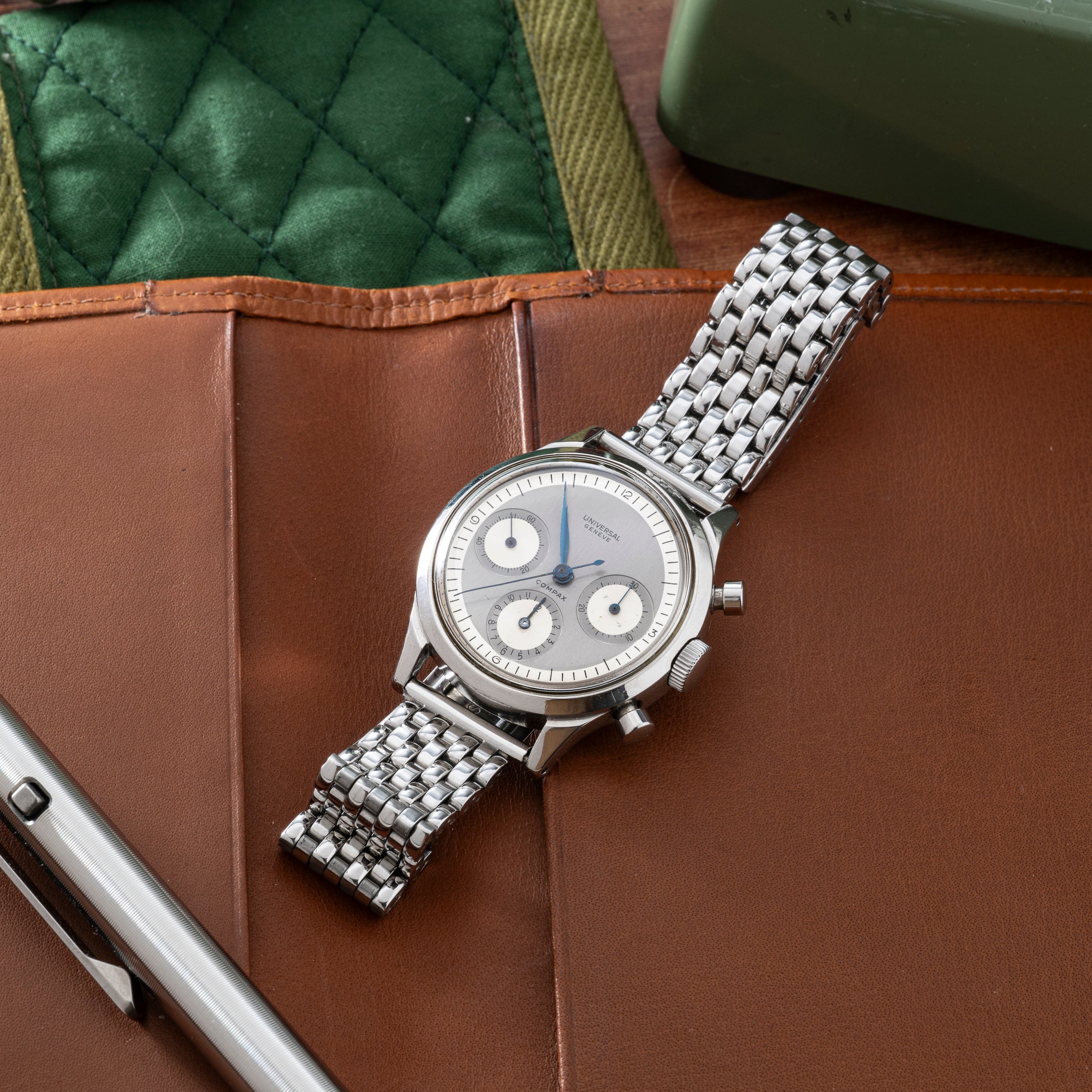 Universal Genève Prototype Dial Compax – Analog:Shift