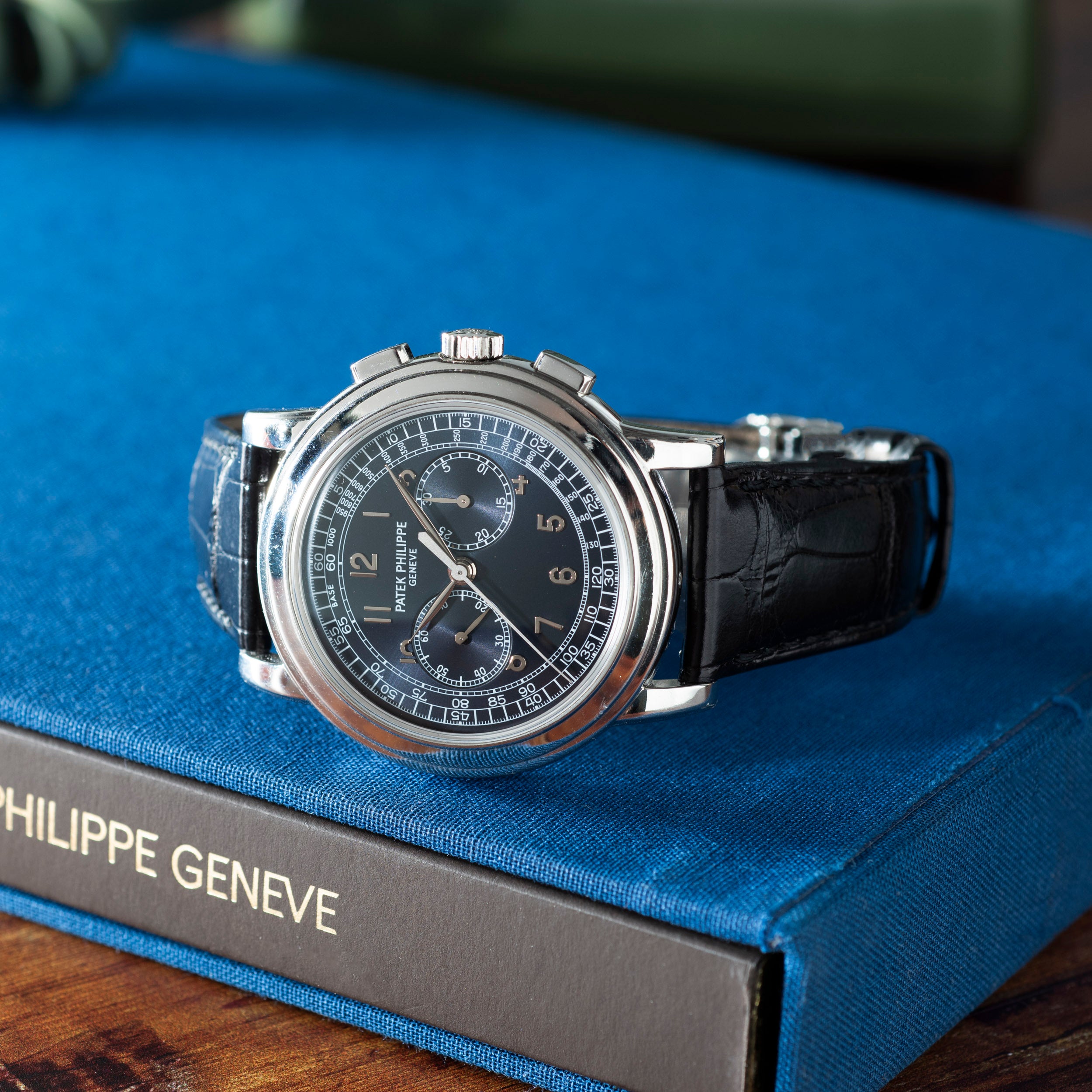 Patek Philippe Chronograph – Analog:Shift