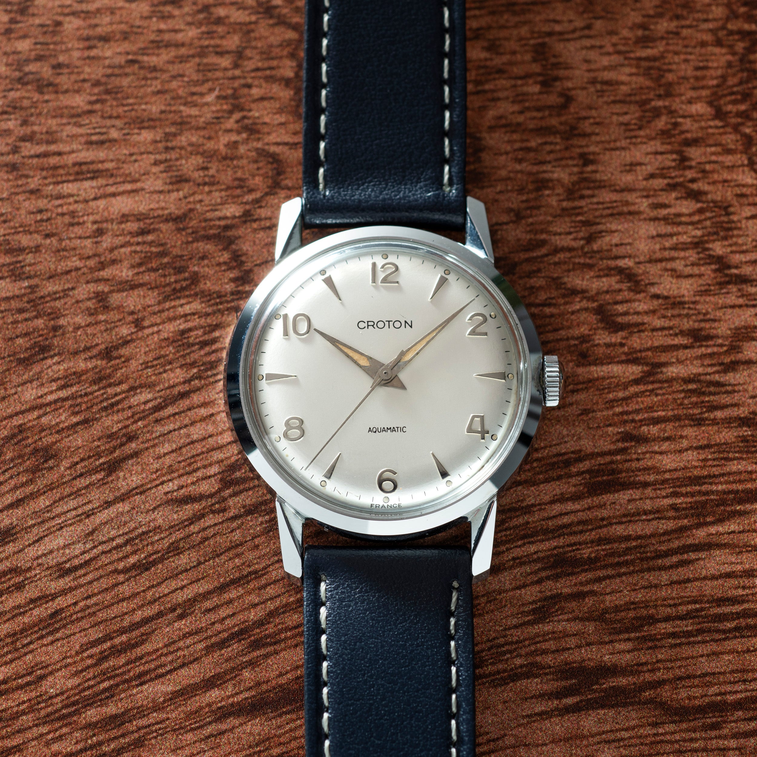 Croton Aquamatic – Analog:Shift