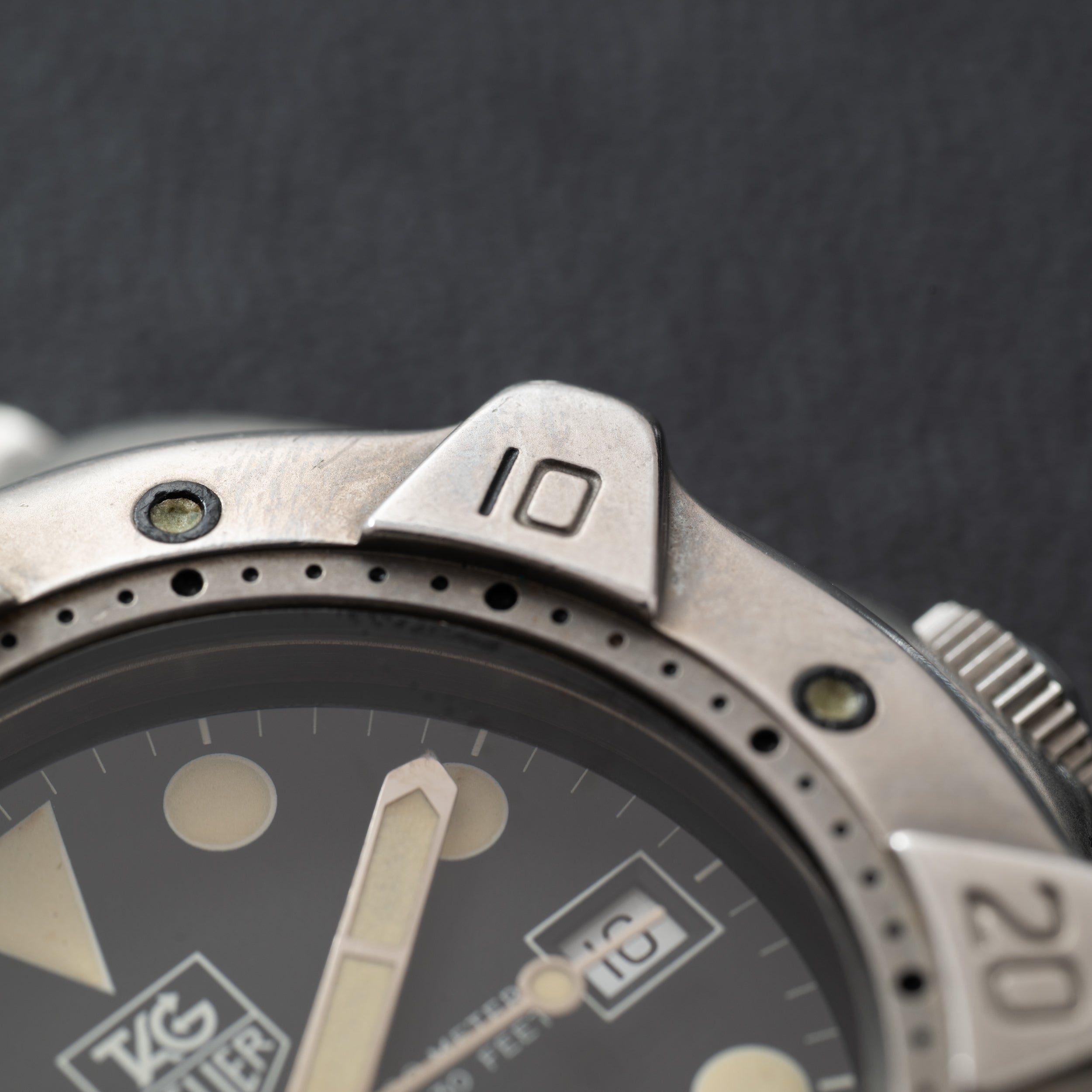 TAG Heuer Professional Diver – Analog:Shift