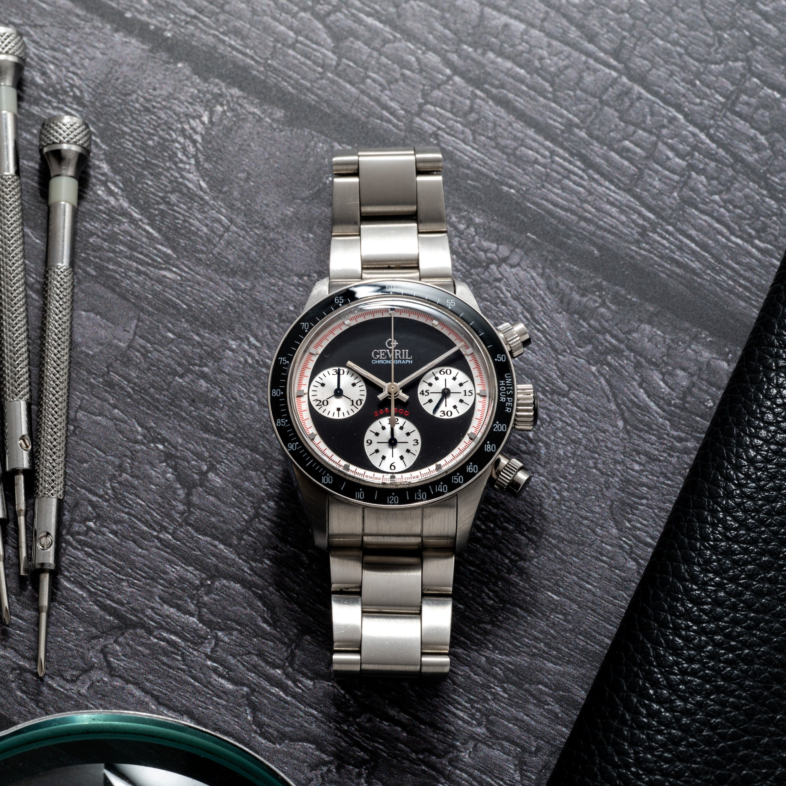 Gevril Tribeca – Analog:Shift