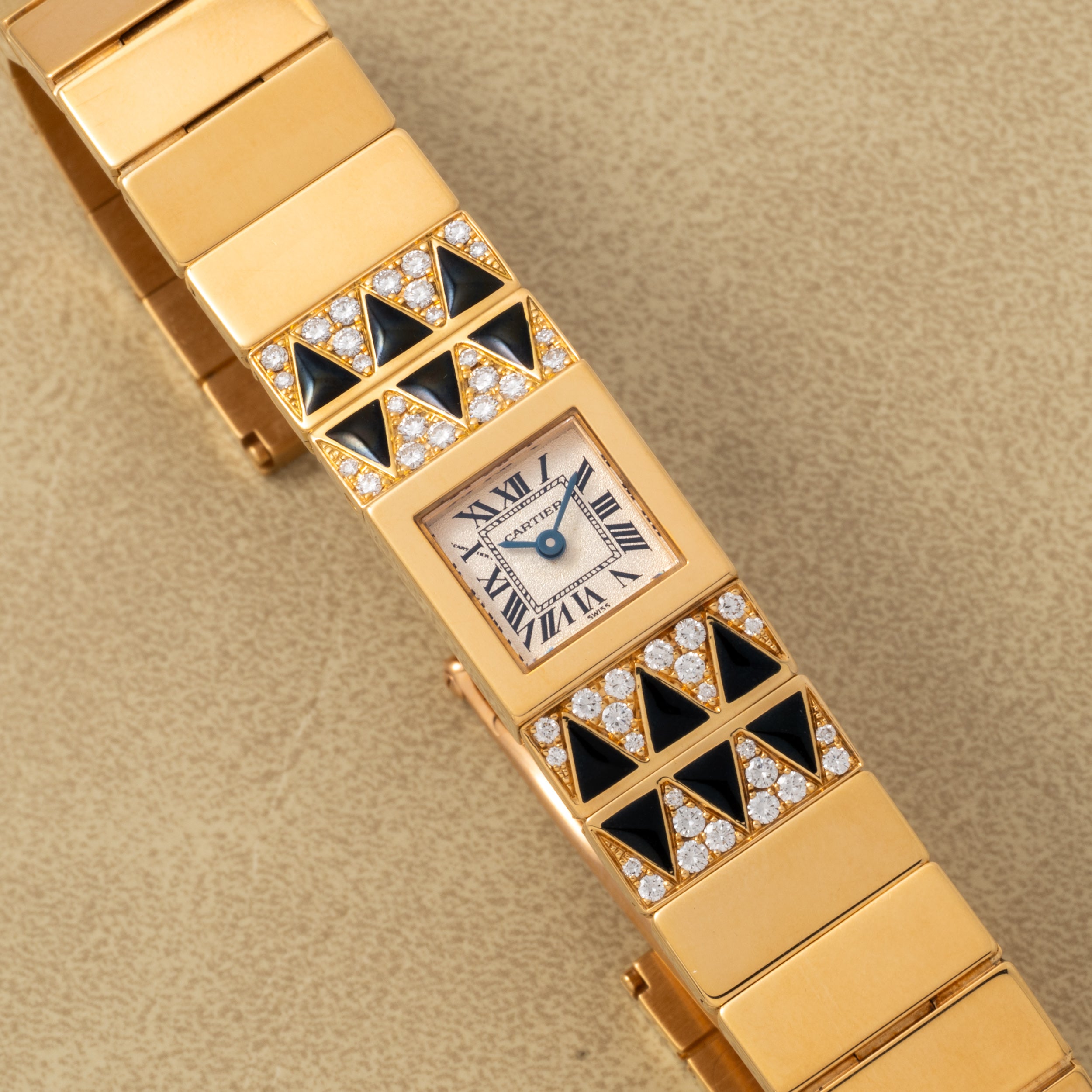 Cartier Tank Lingot – Analog:Shift