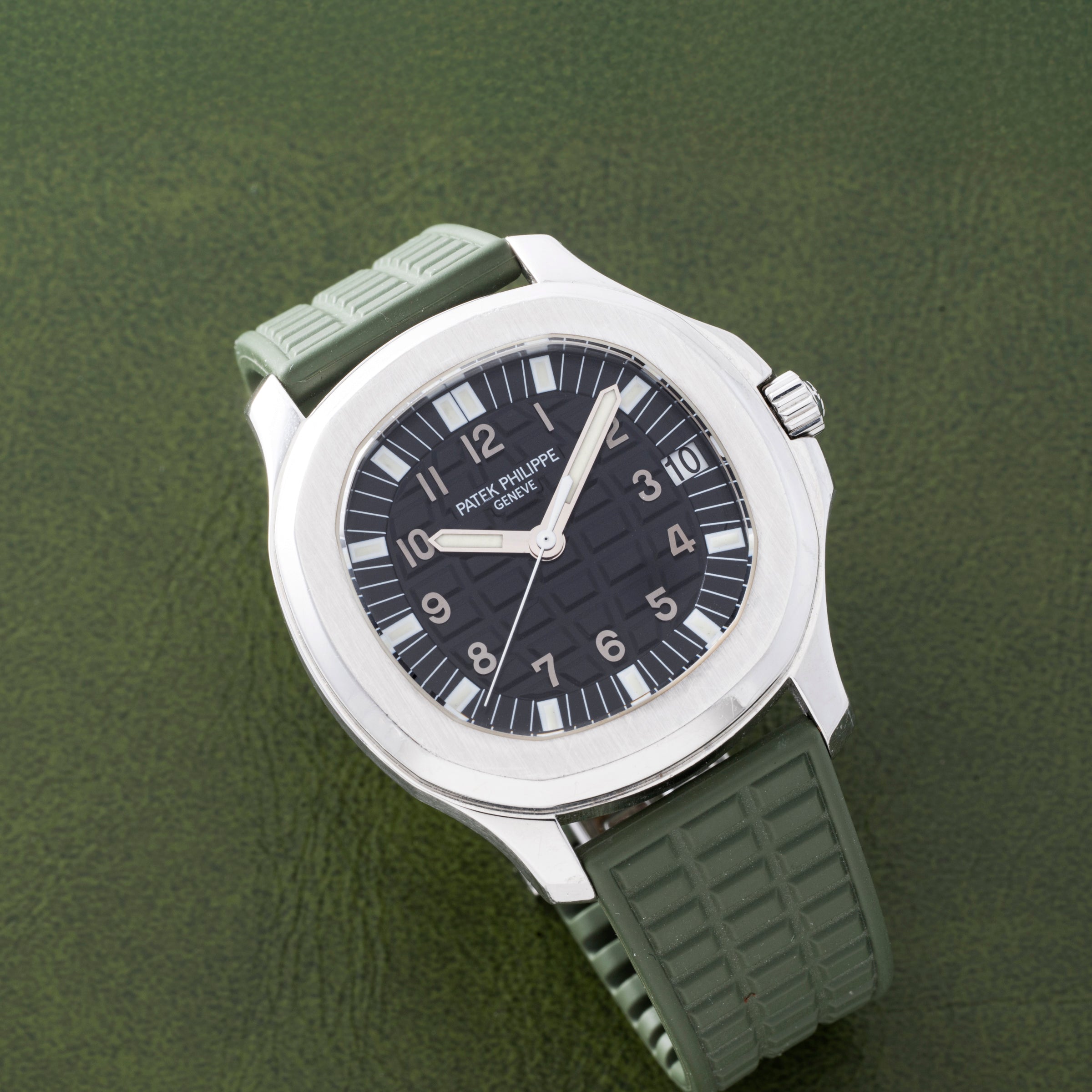 Patek Philippe Aquanaut – Analog:Shift