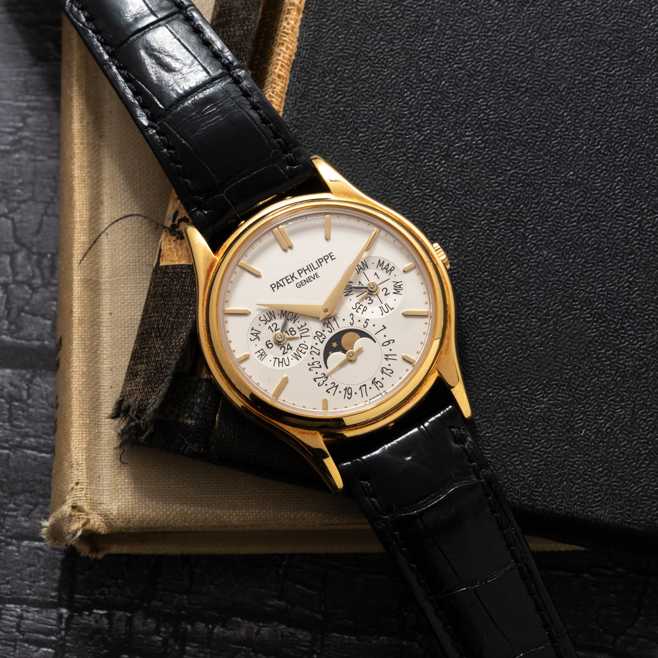 Patek Philippe Perpetual Calendar – Analog:Shift
