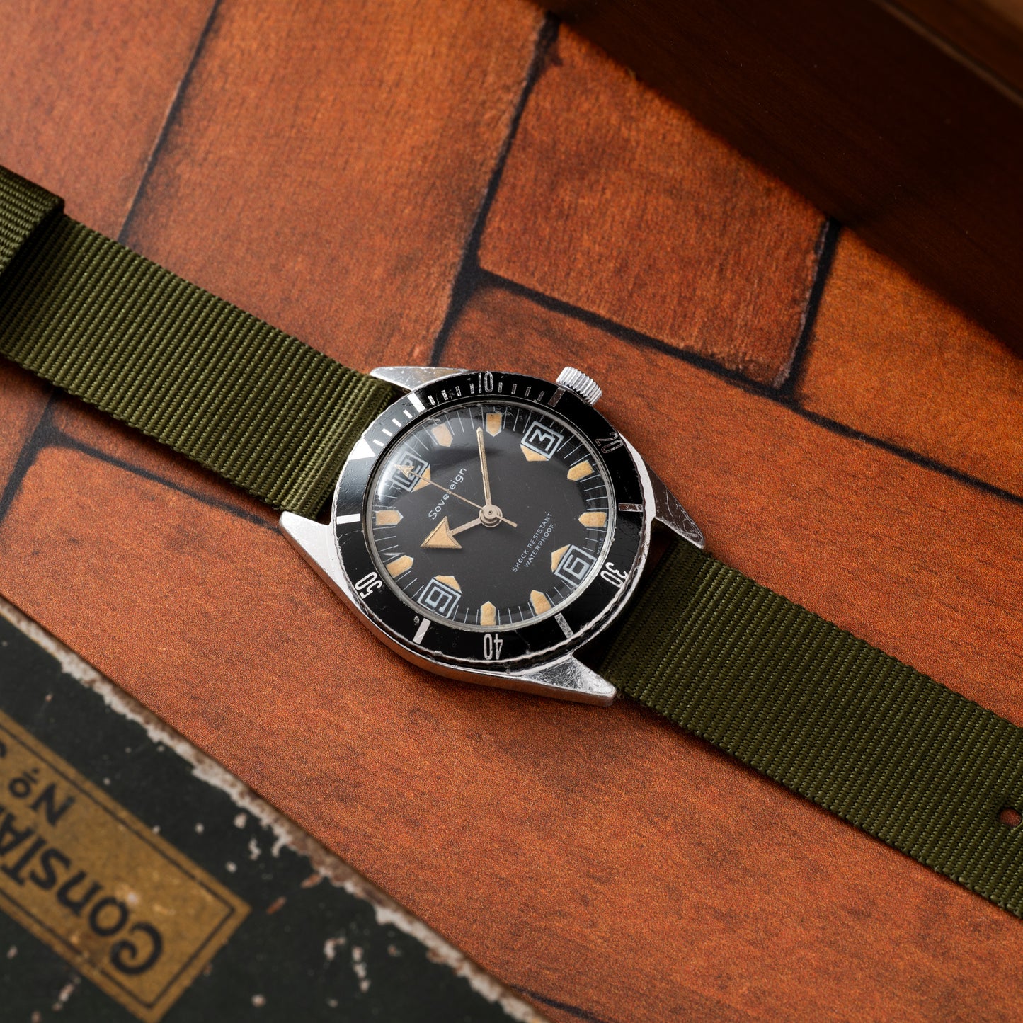 Benrus Sovereign Skin Diver