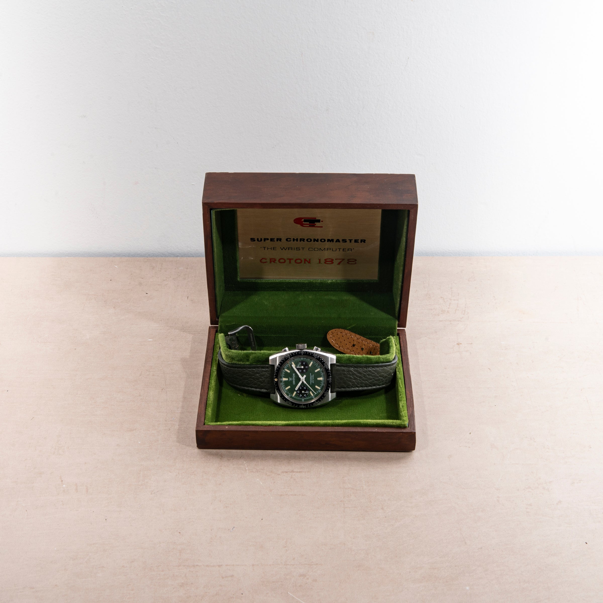 Croton Chronomaster Aviator Sea Diver – Analog:Shift