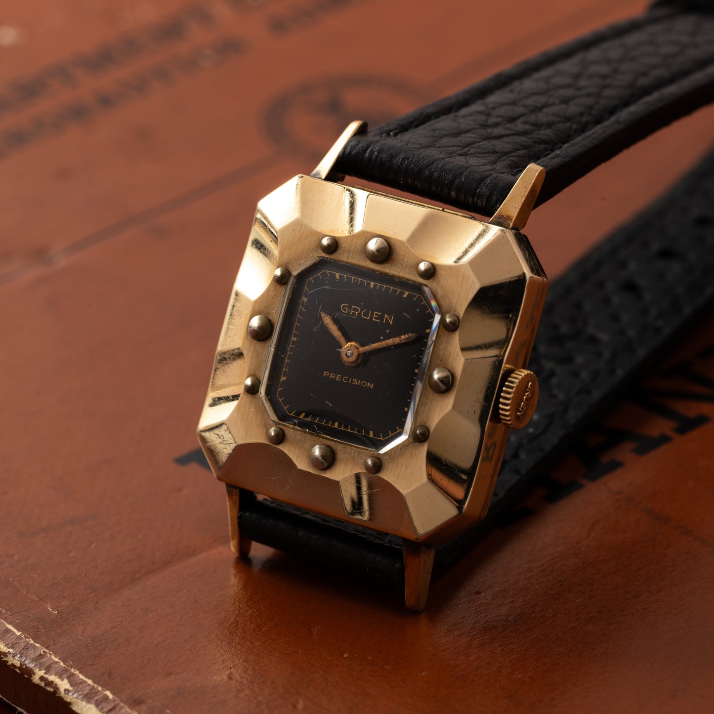 Gruen "Scallop" Dress Watch