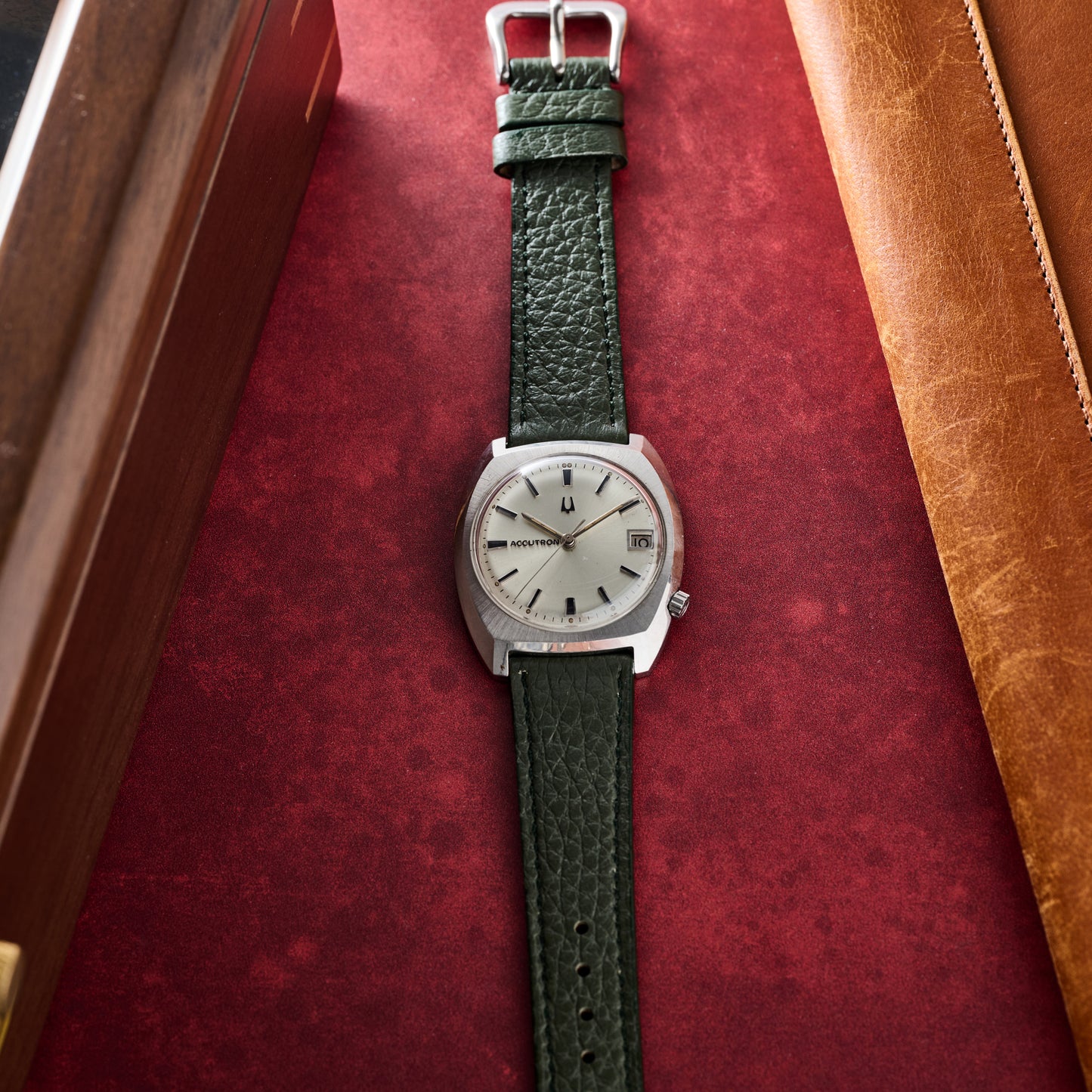 Bulova Accutron Cushion Case