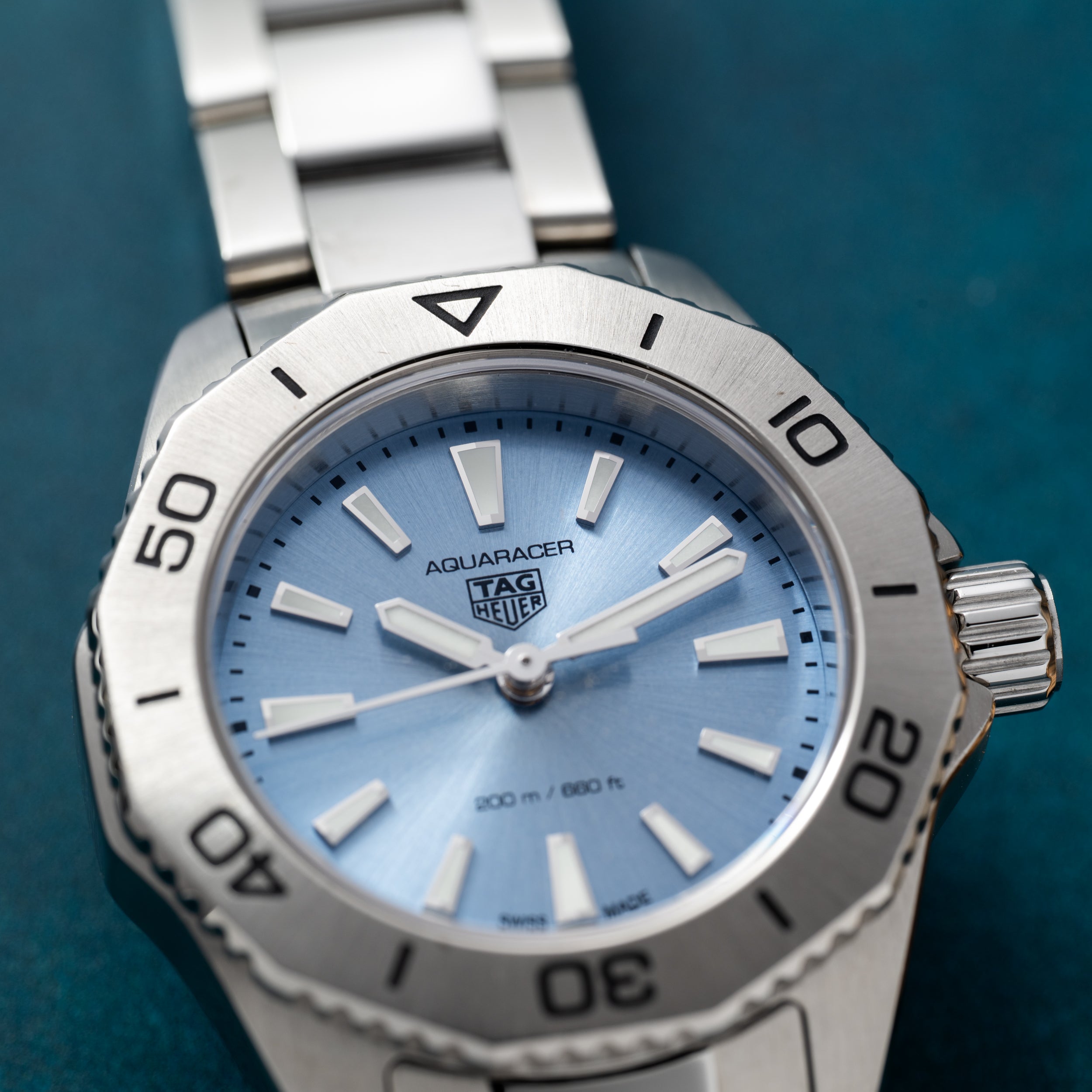 TAG Heuer Aquaracer 200M – Analog:Shift