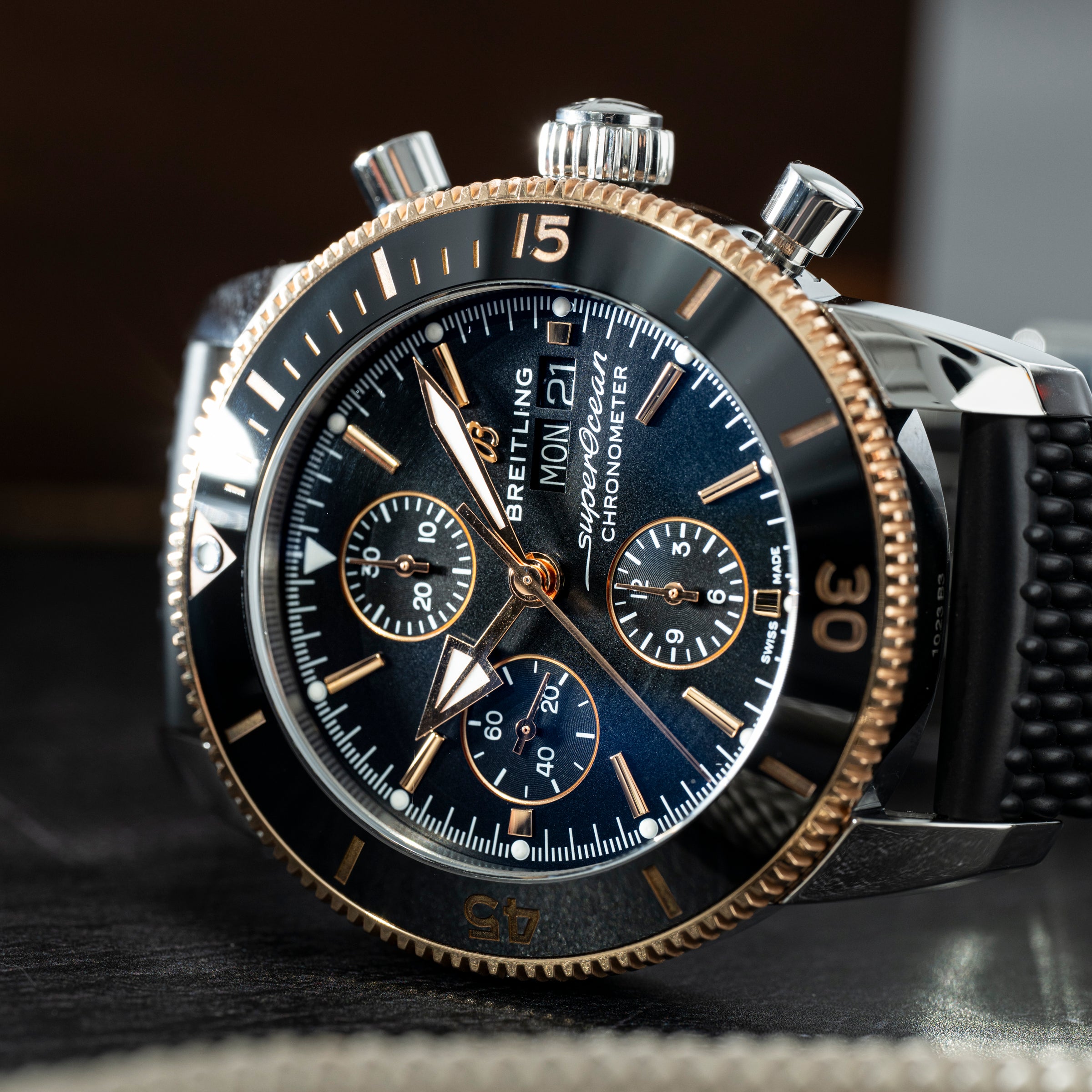 Breitling SuperOcean Heritage Chronograph 44 – Analog:Shift