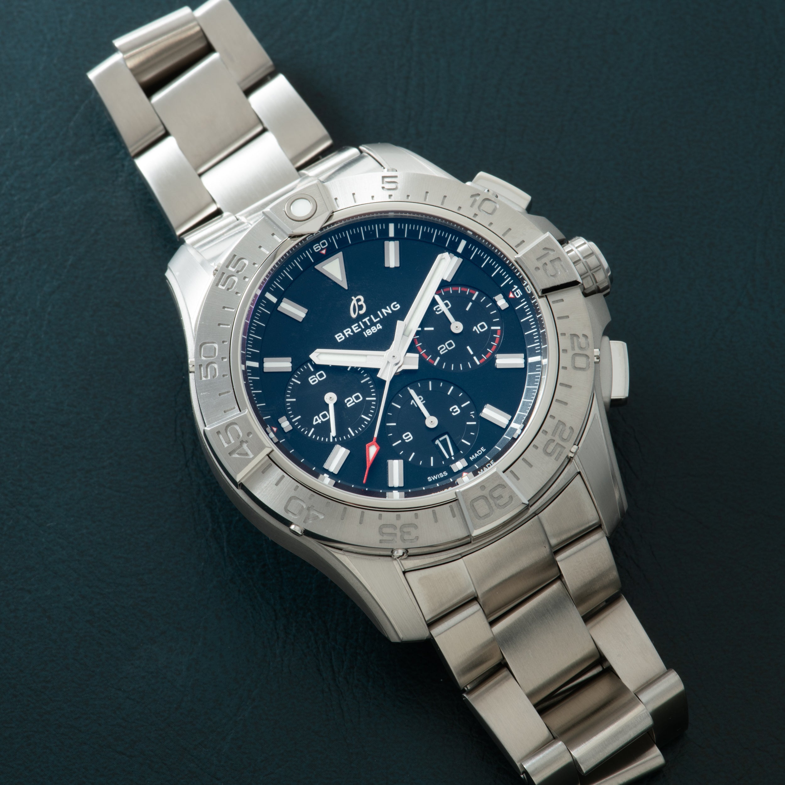 Breitling Avenger B01 Chronograph 44