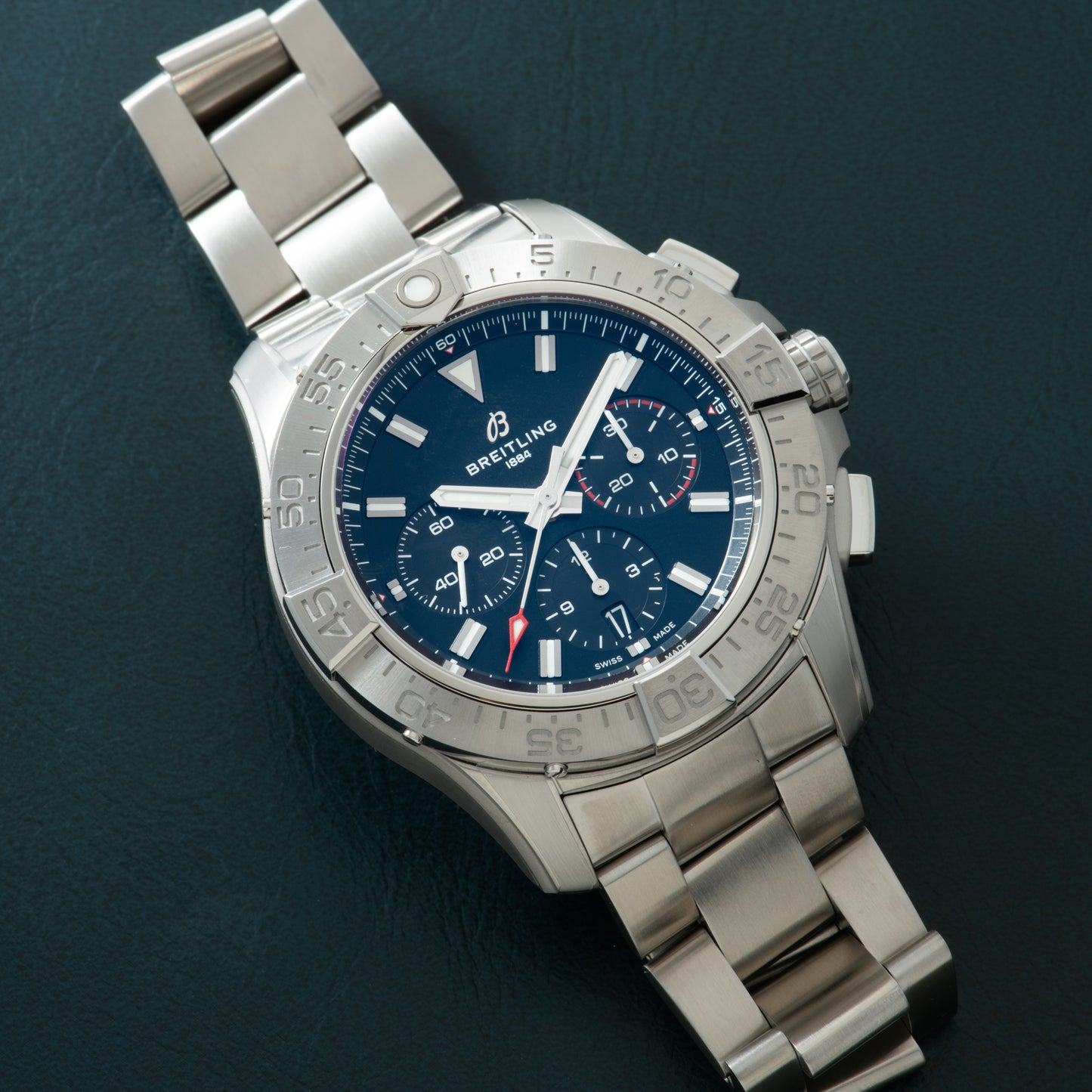 Breitling Avenger B01 Chronograph 44