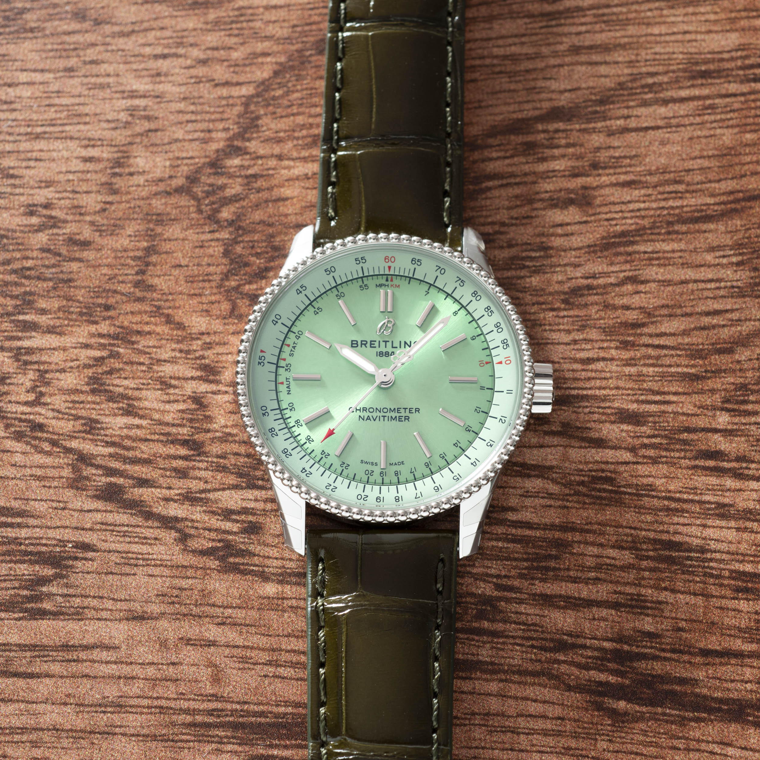 Breitling Navitimer 35 – Analog:Shift