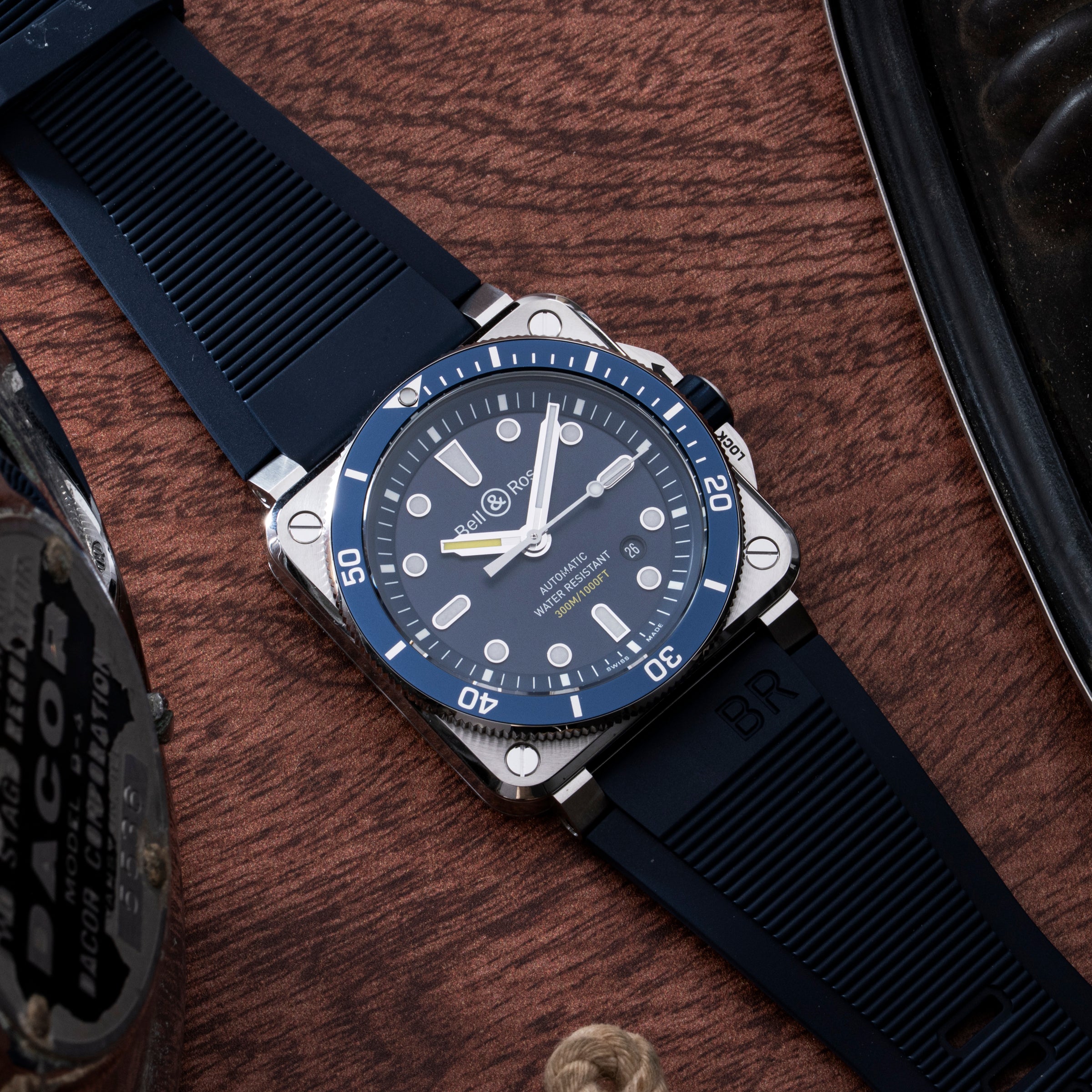 Bell & Ross BR-03 Diver Blue Steel – Analog:Shift