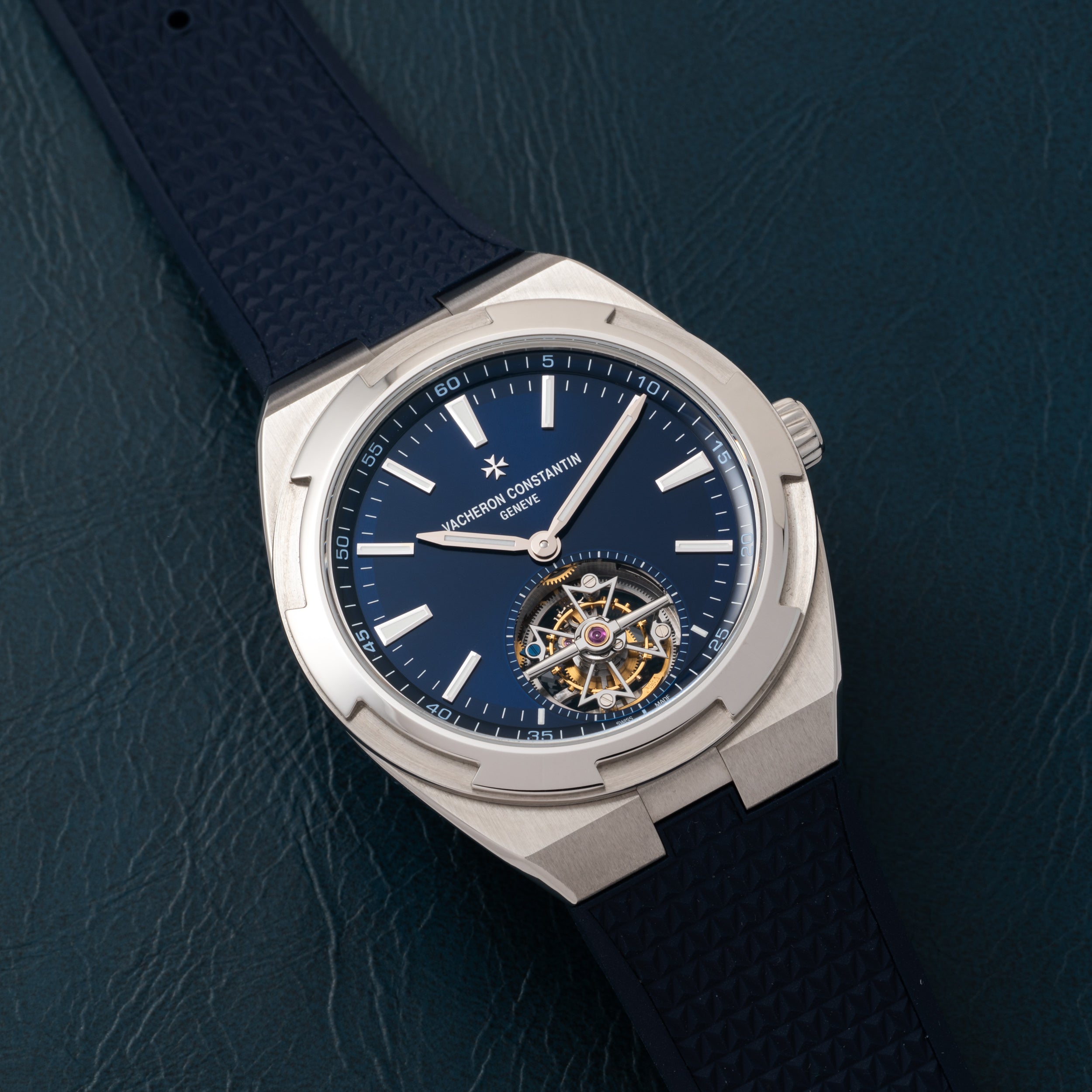 VACHERON CONSTANTIN ブラックボックス付き 2025 Vacheron Constantin Overseas Moonphase Retrograde Date NEW | eBay