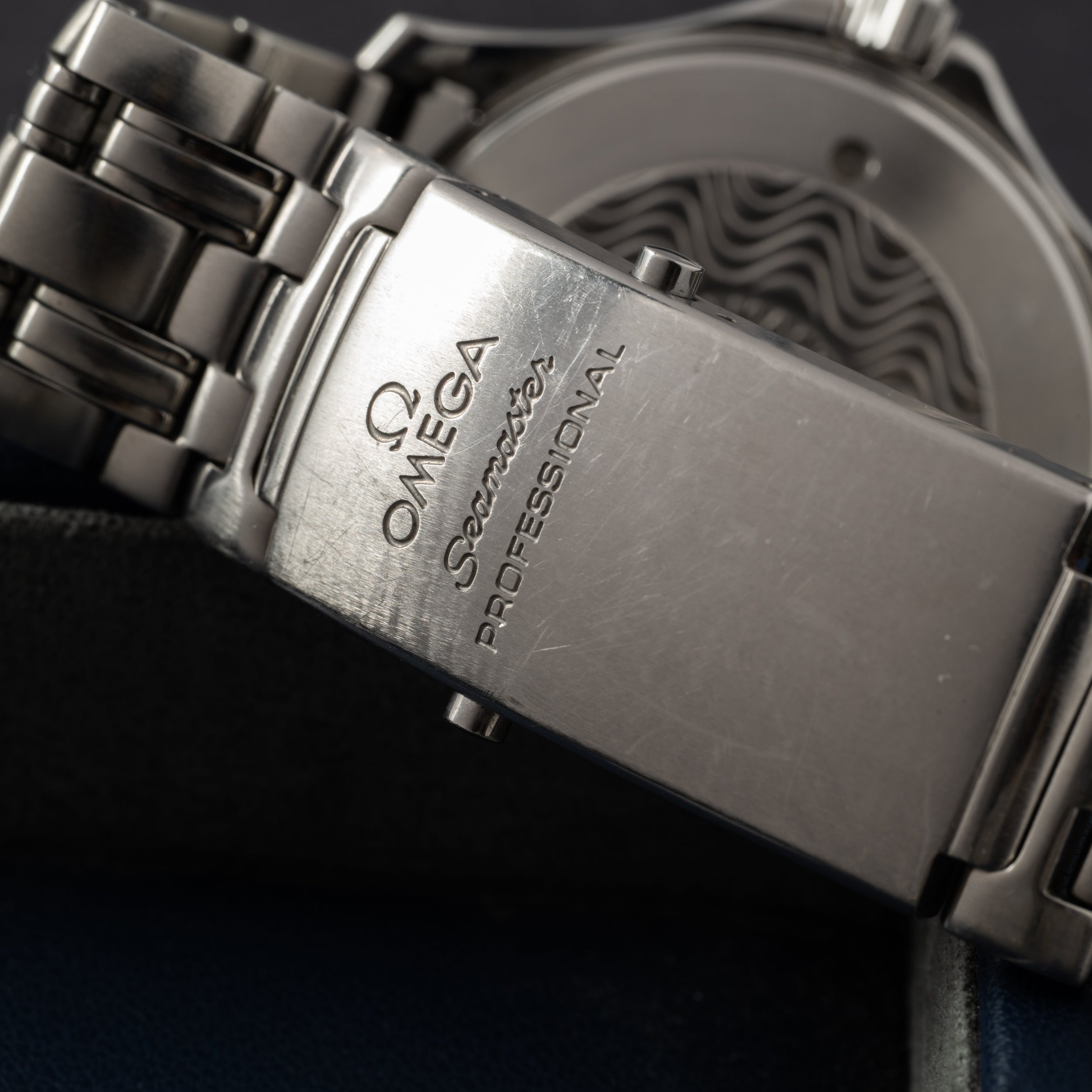 Omega Seamaster 300 Professional 'GoldenEye' Quartz – Analog:Shift