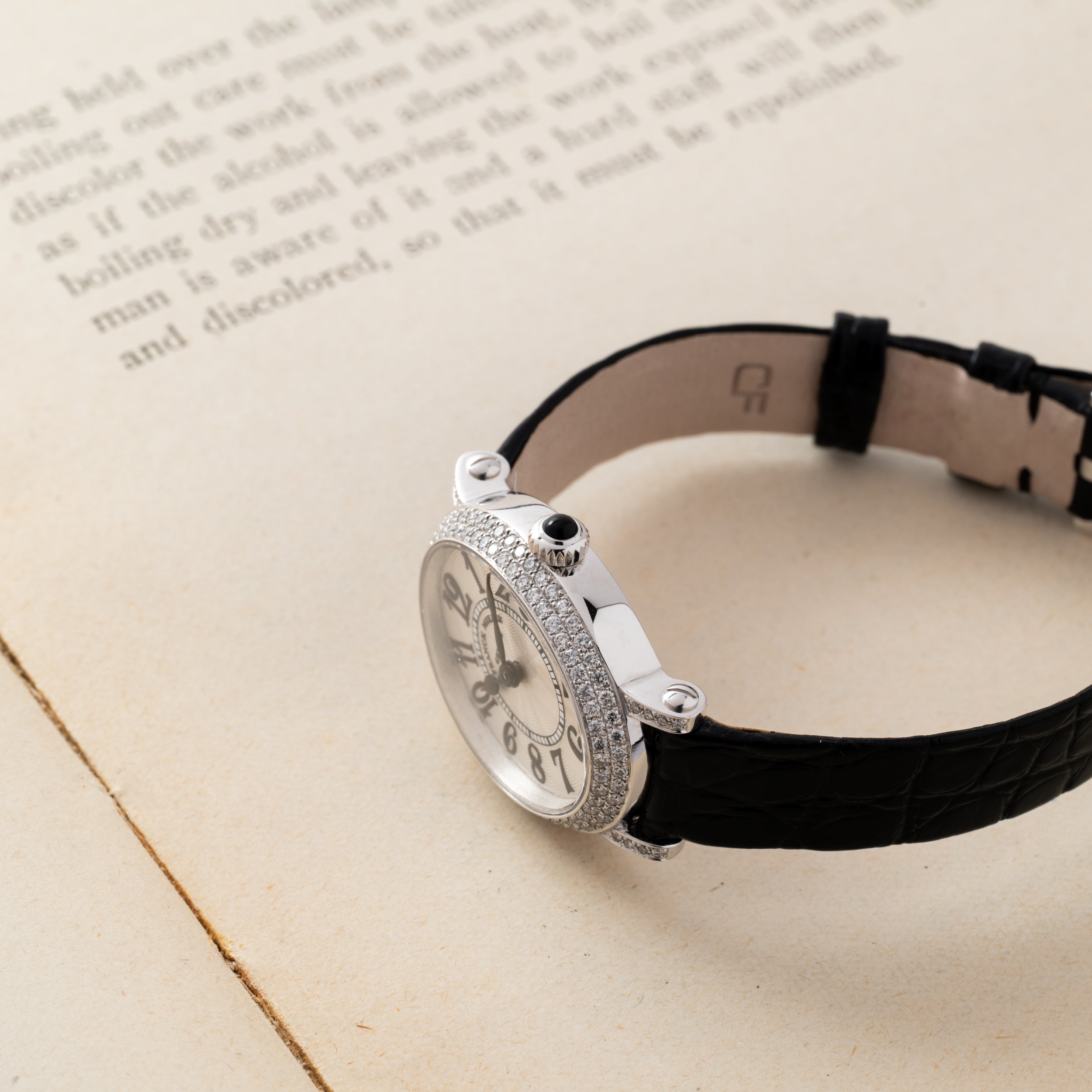 Franck Muller Infinity Oval Diamonds – Analog:Shift