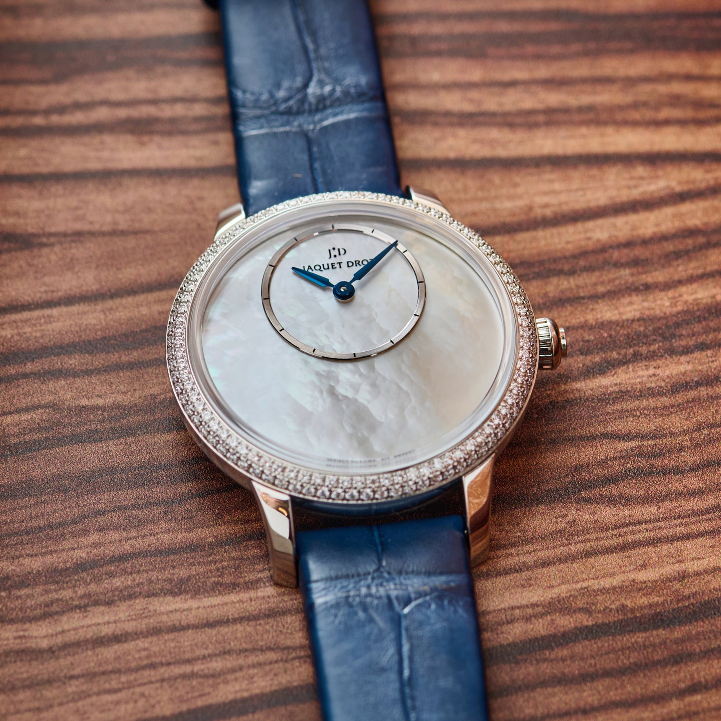 Jaquet Droz Éclipse Petite Heure Minute