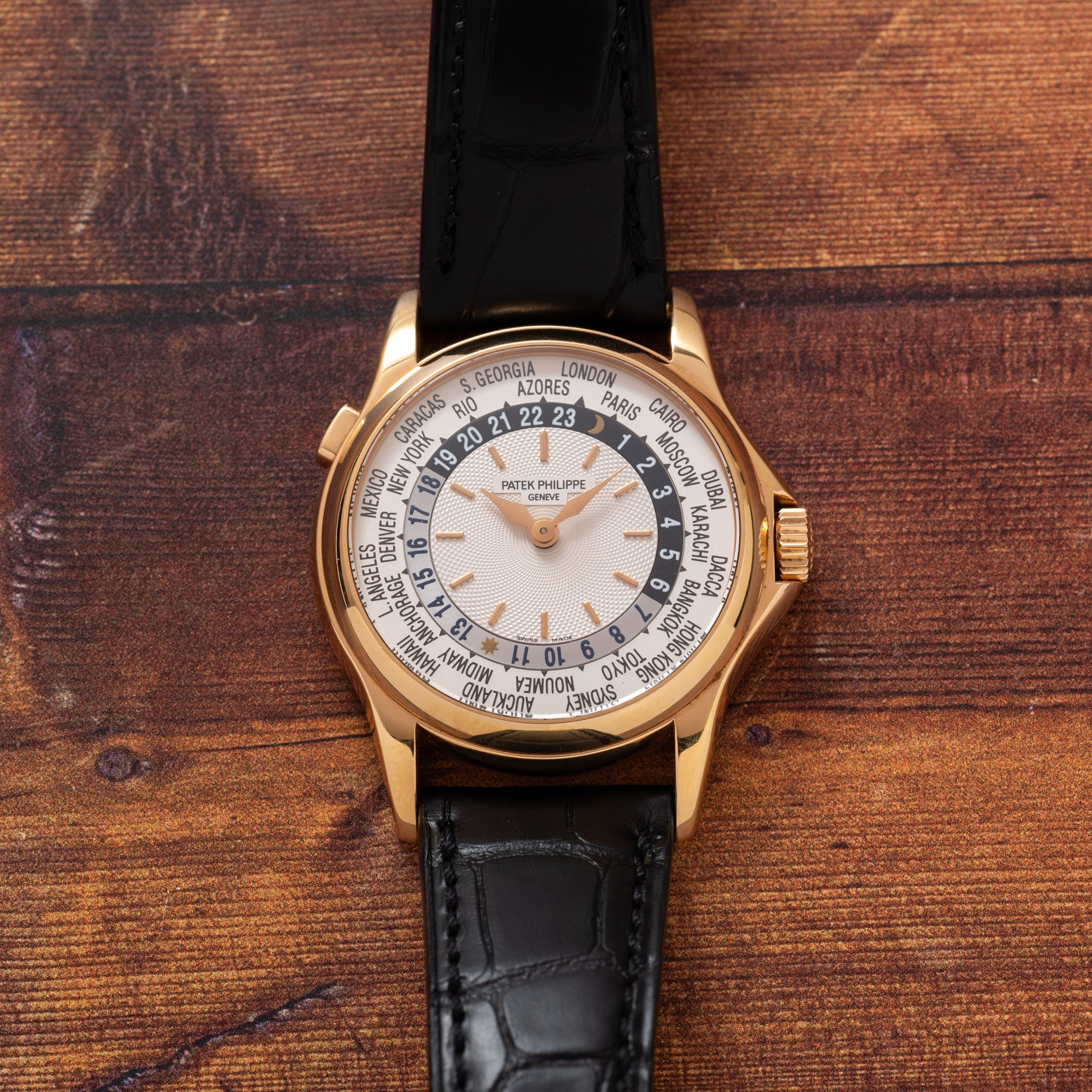 Patek Philippe World Time – Analog:Shift
